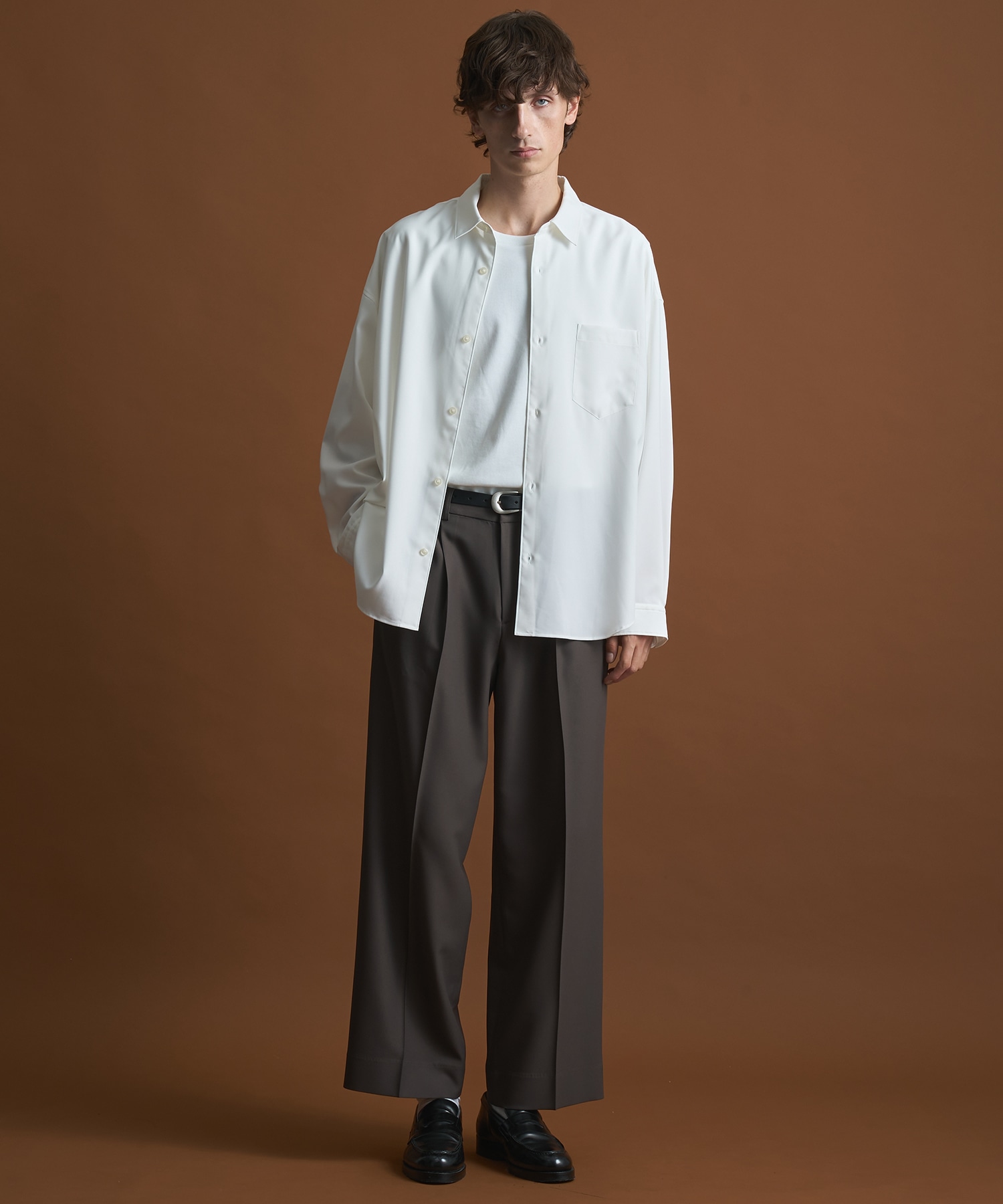 コンフォートリラックスレギュラーシャツ