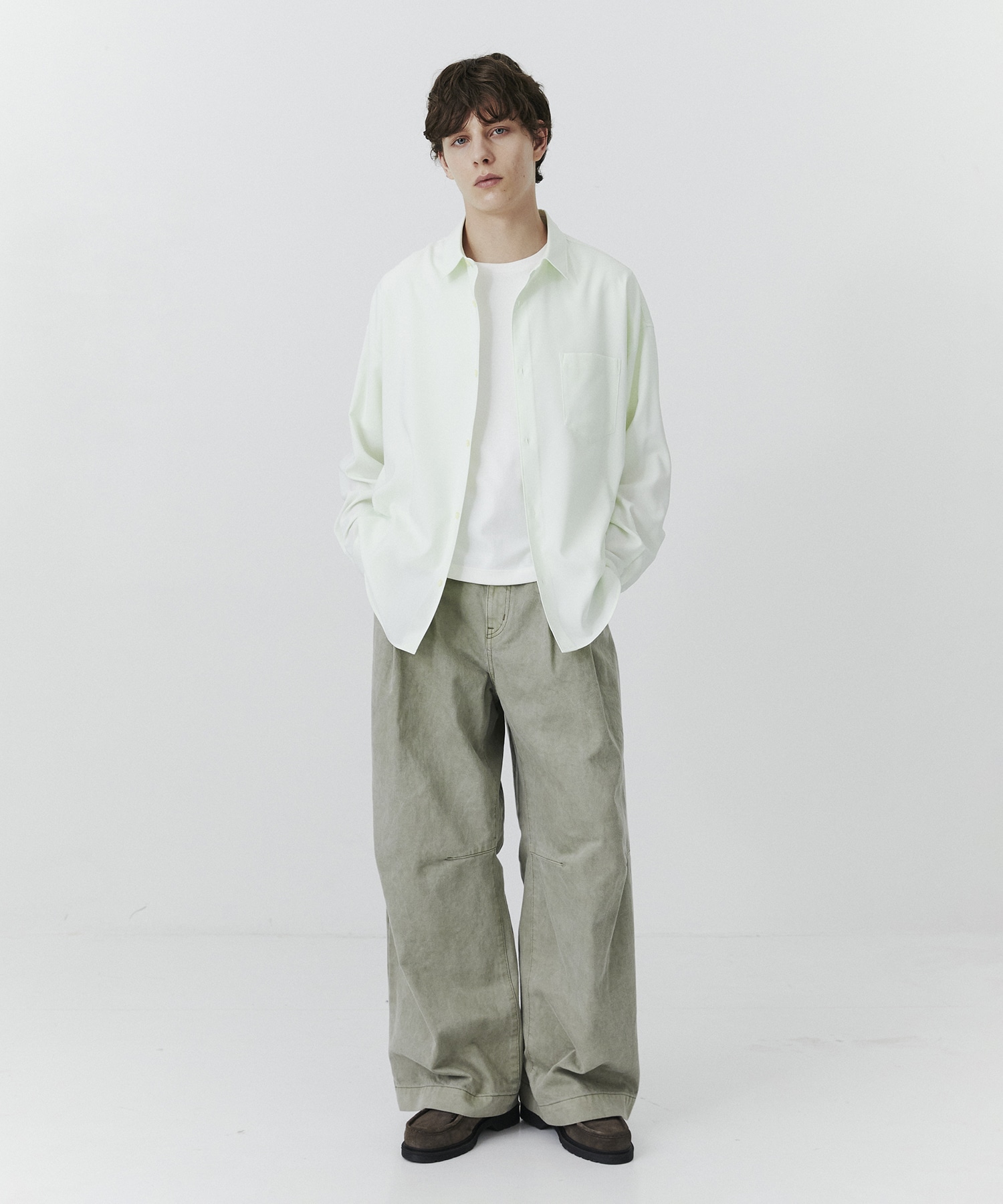 コンフォートリラックスレギュラーシャツ