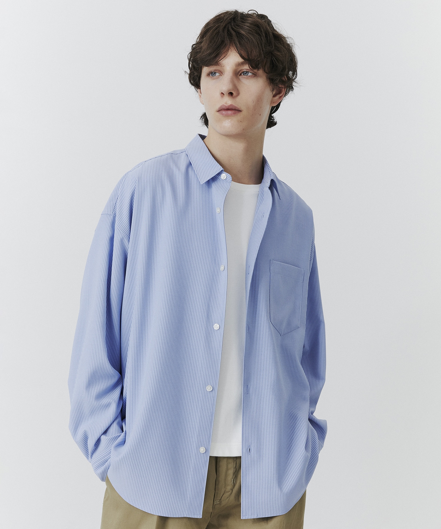 コンフォートリラックスレギュラーシャツ