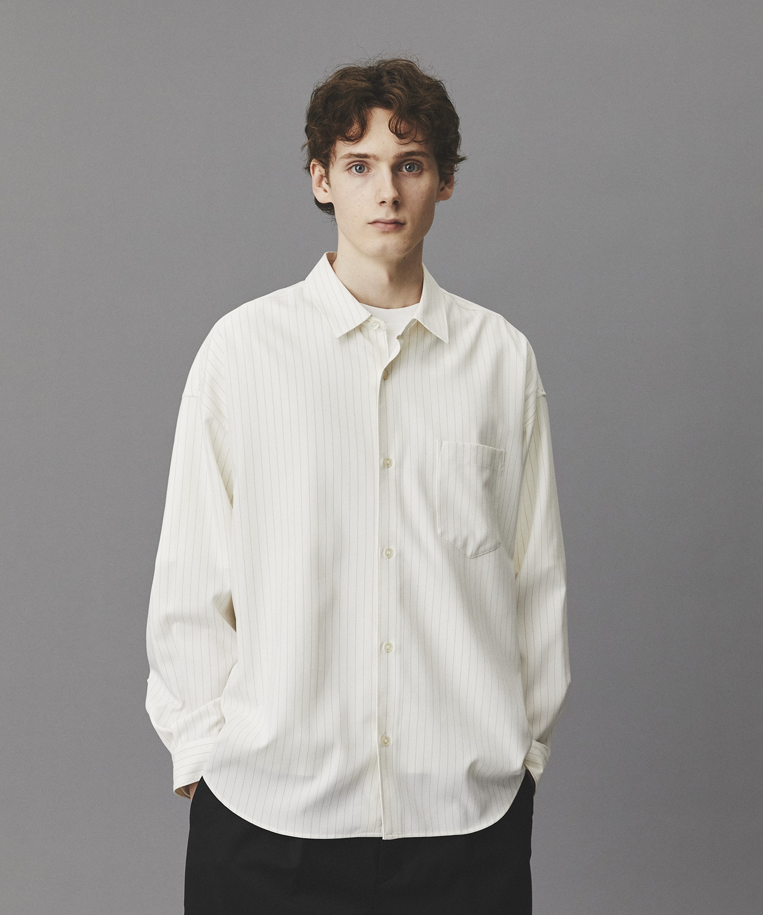 コンフォートリラックスレギュラーシャツ