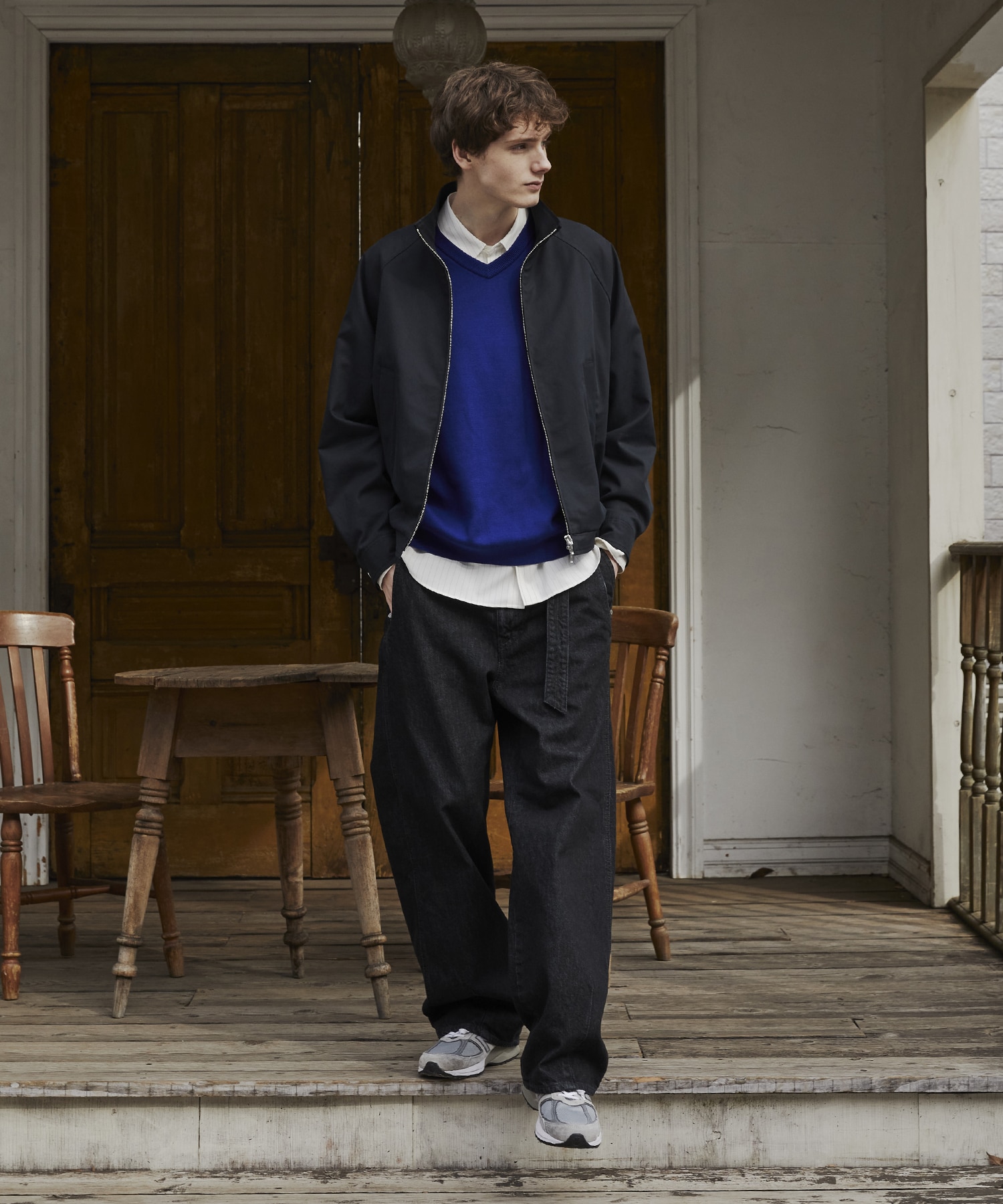 スタンドカラージップアップブルゾン