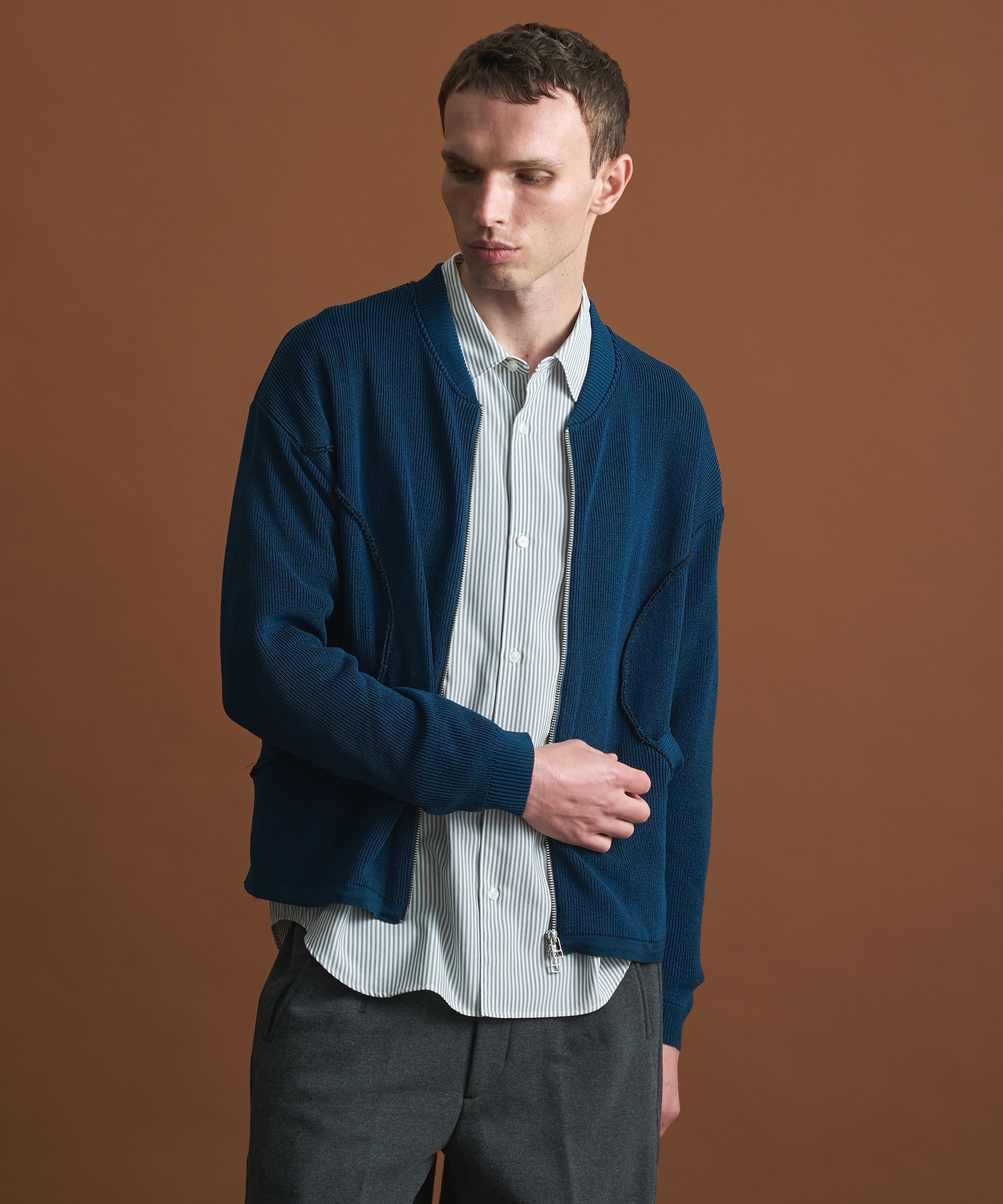 カーブラインアゼニットブルゾン