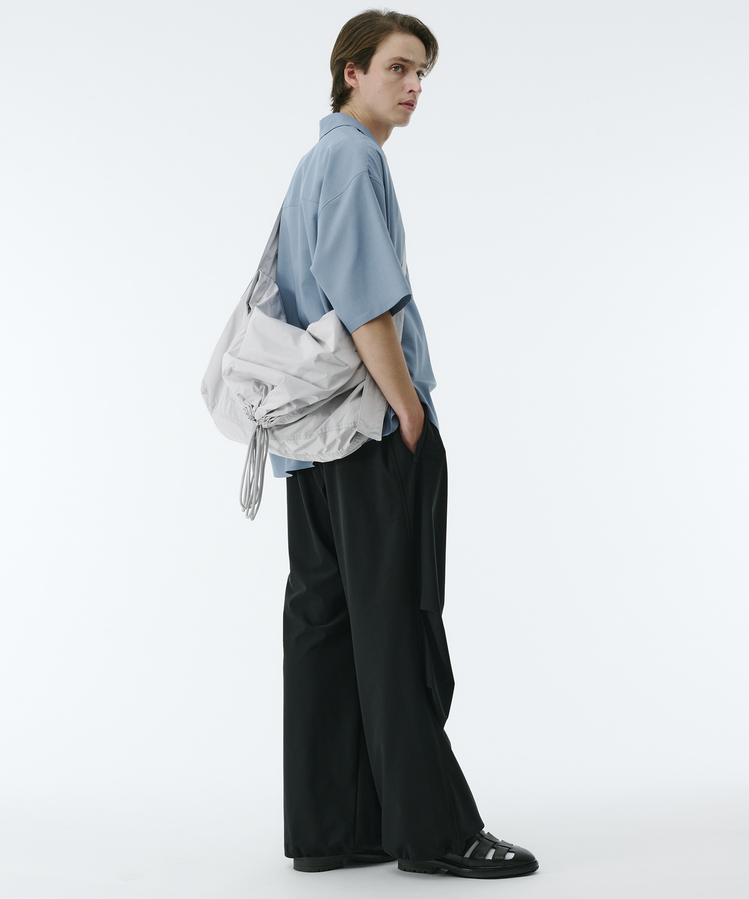 NAPRON/SHIOTA 折ショルダーL