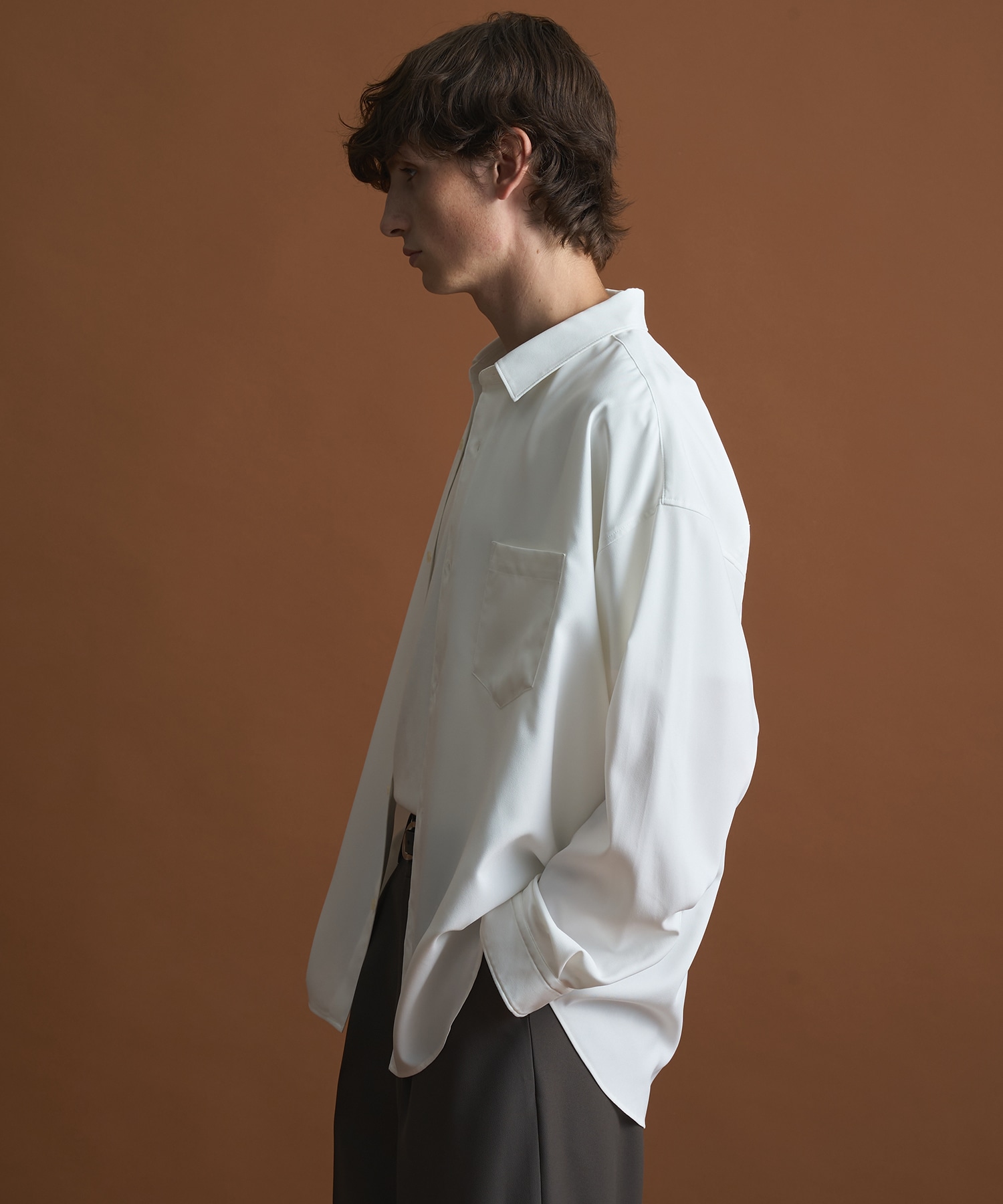 コンフォートリラックスレギュラーシャツ