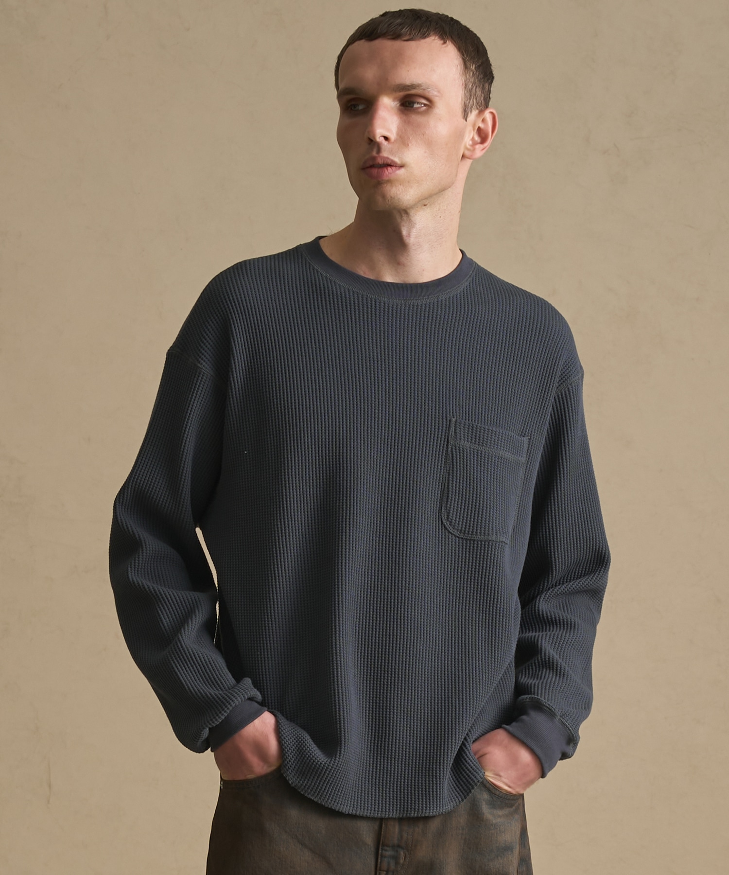 ラウンドヘムサーマルTEE