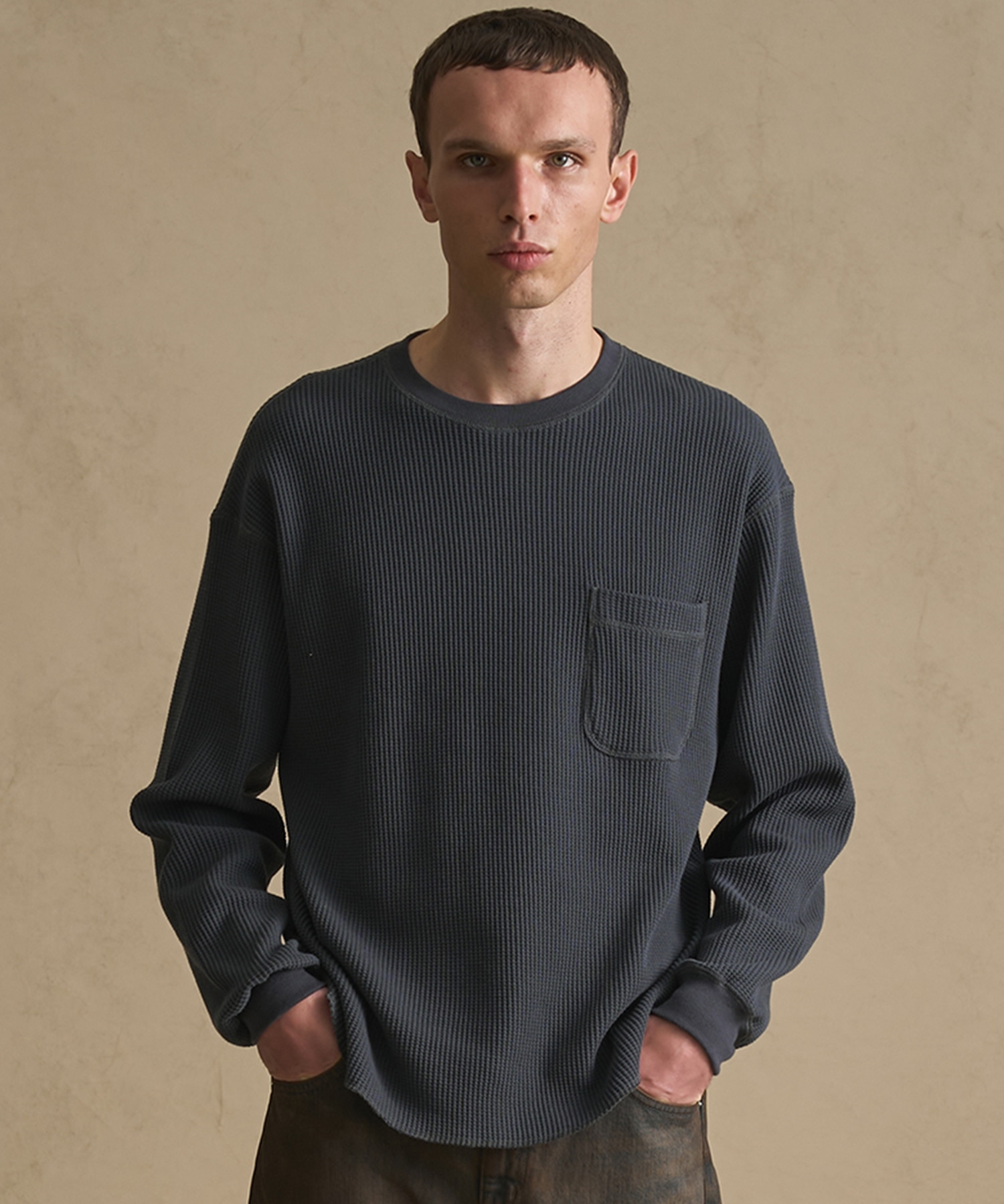 ラウンドヘムサーマルTEE