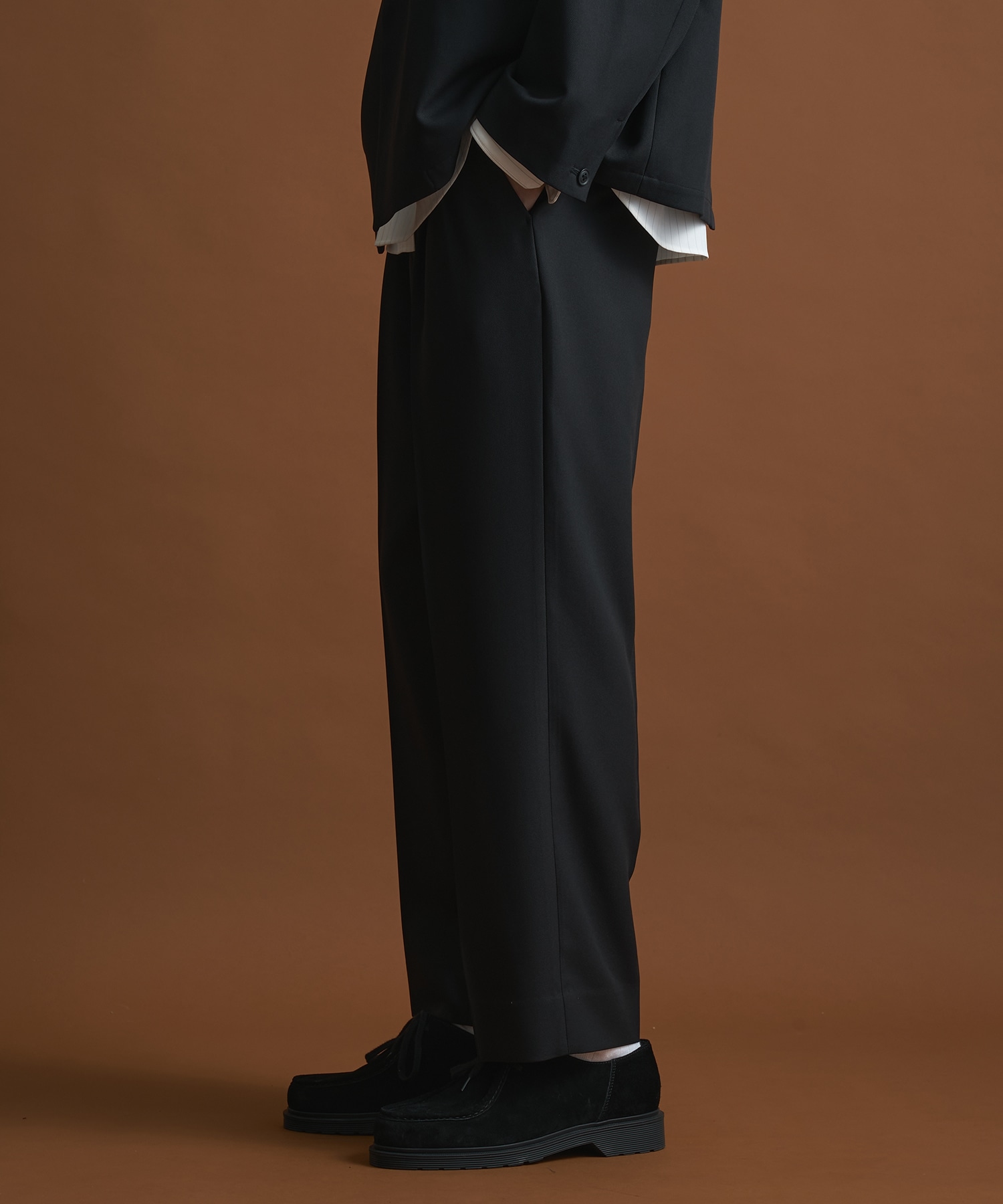 GRツイルエバークリーステーパードスラックス