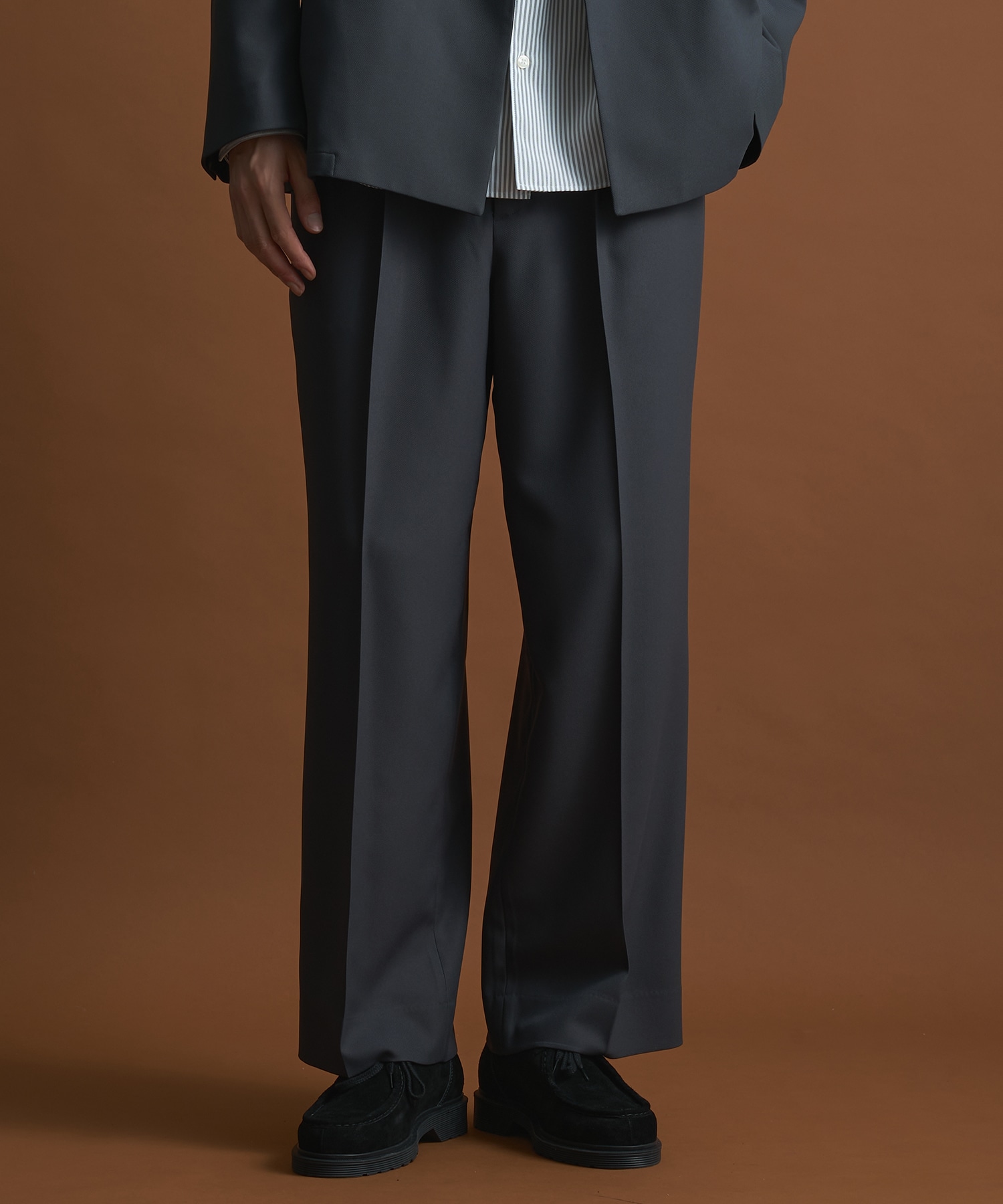 GRツイルエバークリースストレートスラックス