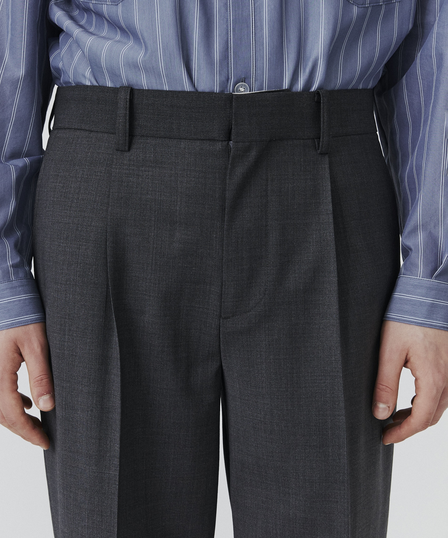 ファインメリノスリムスラックス