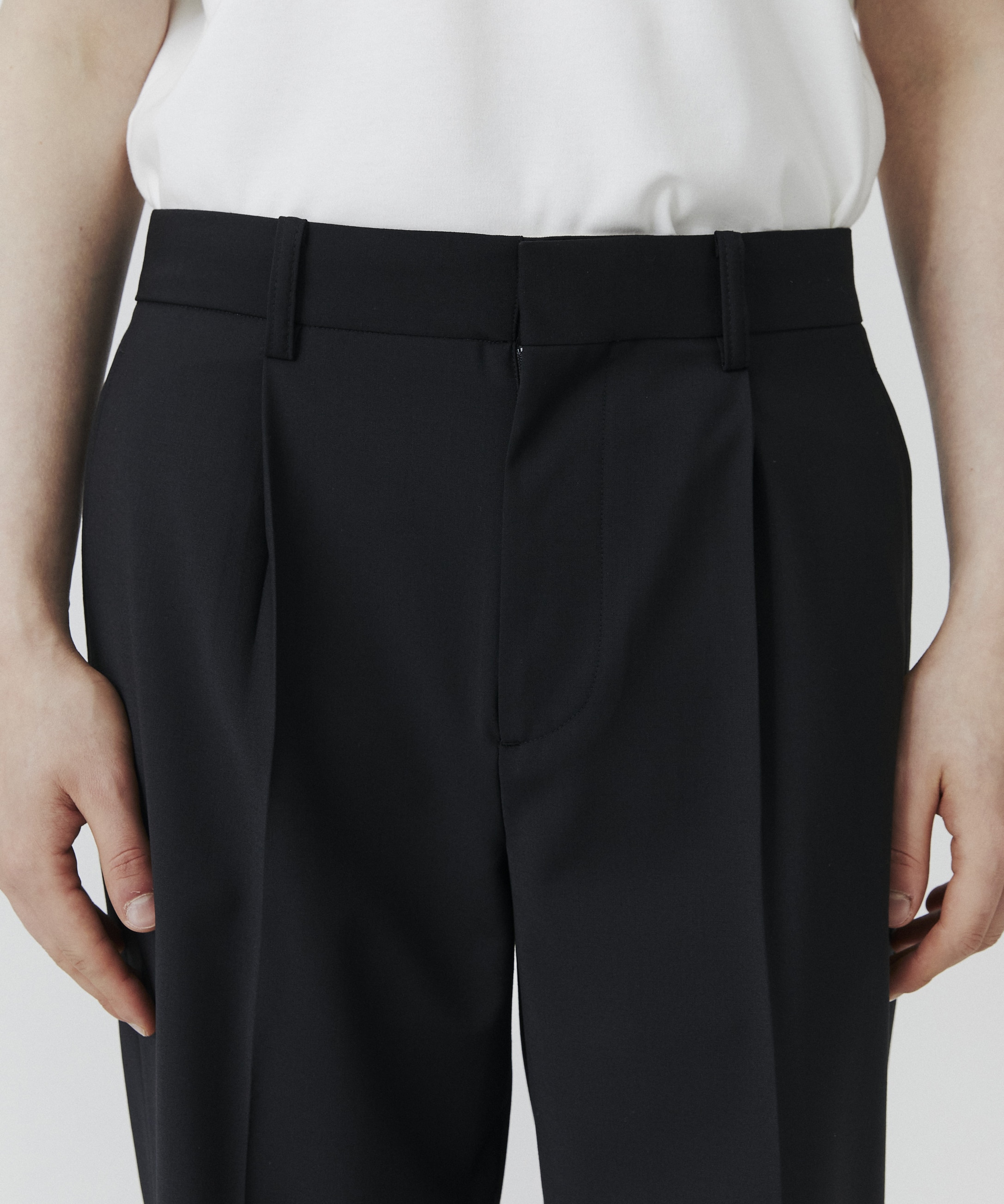 ファインメリノスリムスラックス