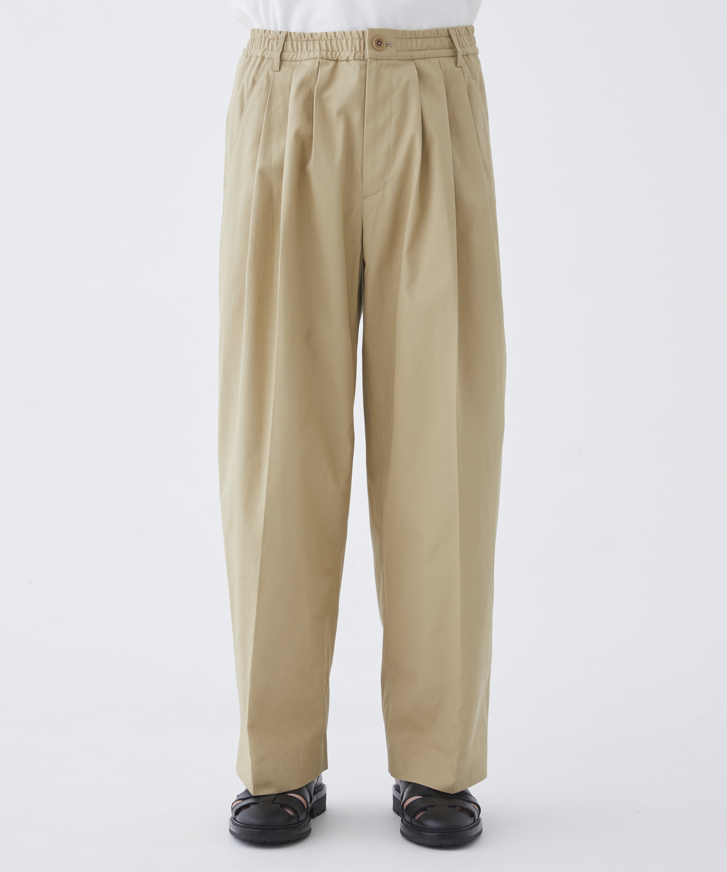 SUMMER LIGHT CHINOS