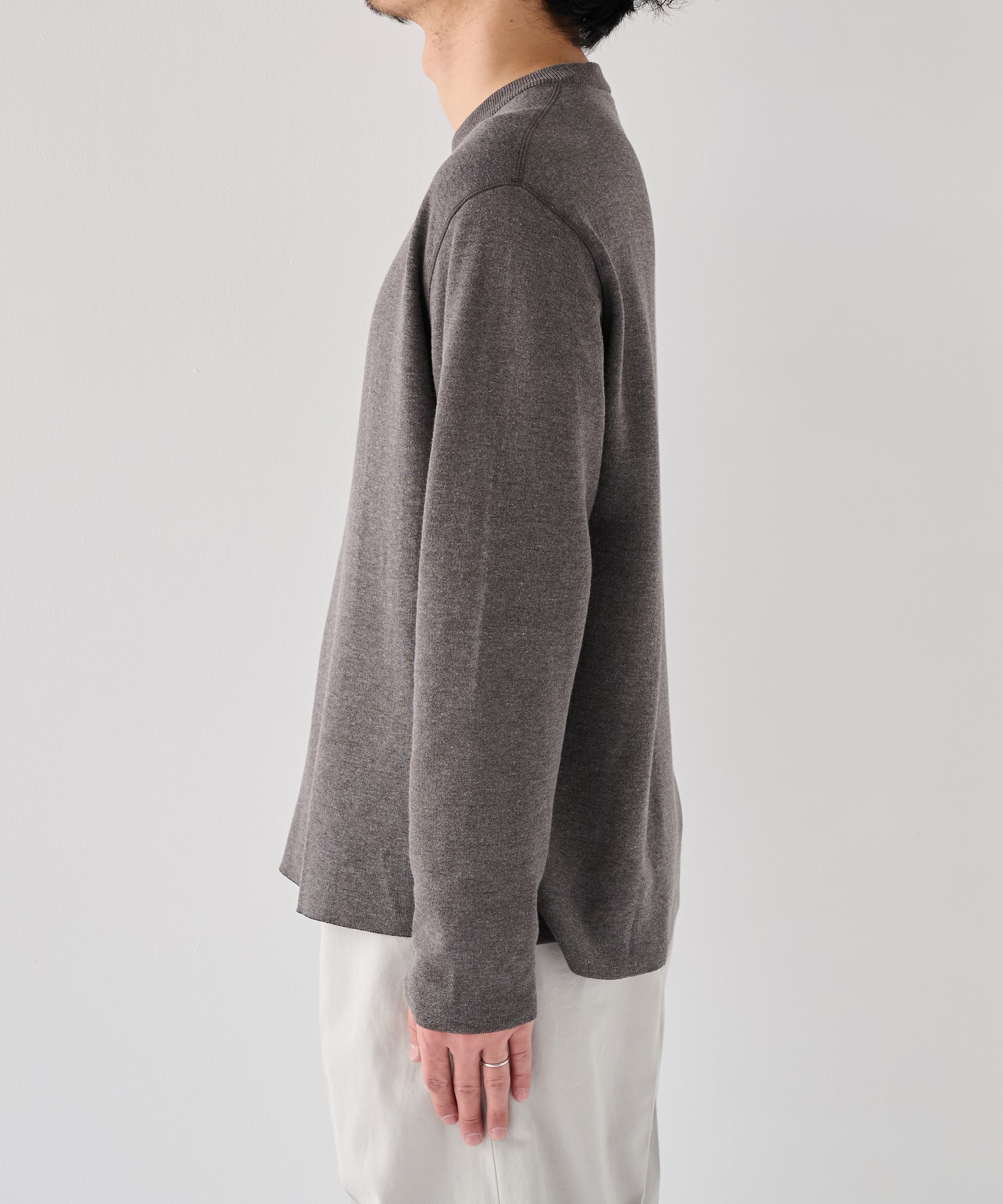 【WEB | 一部店舗限定】リバーシブルクルーネックニット