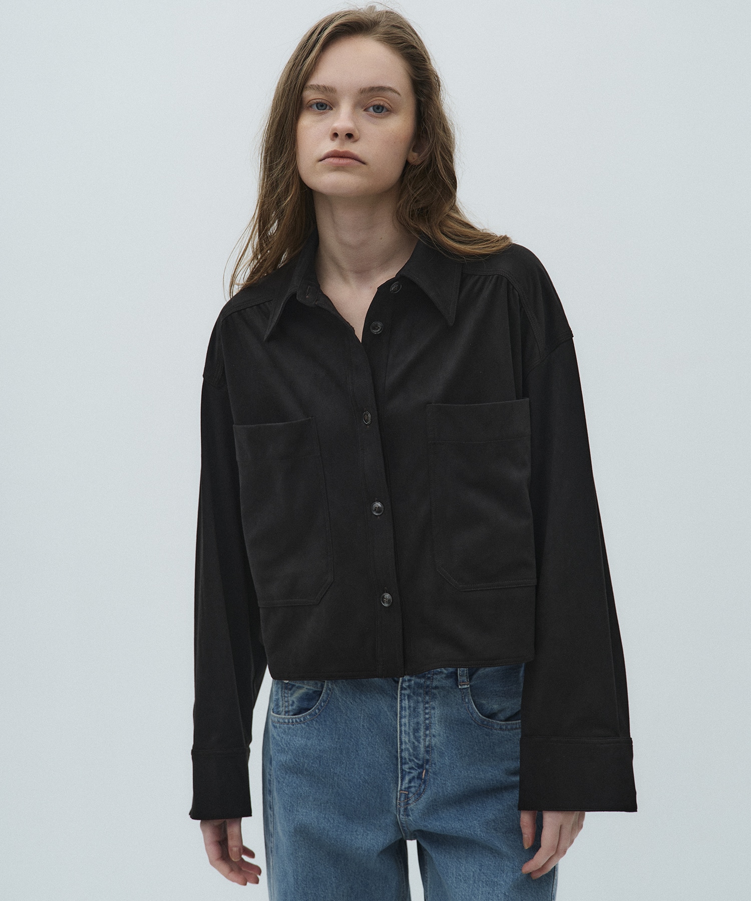 フルイドクロップドシャツ