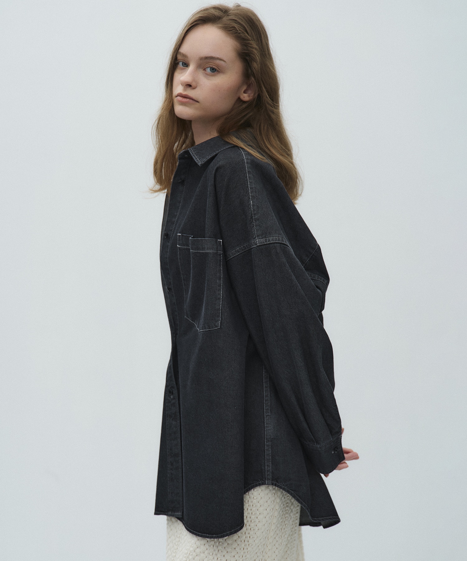 オーバーサイズデニムシャツ