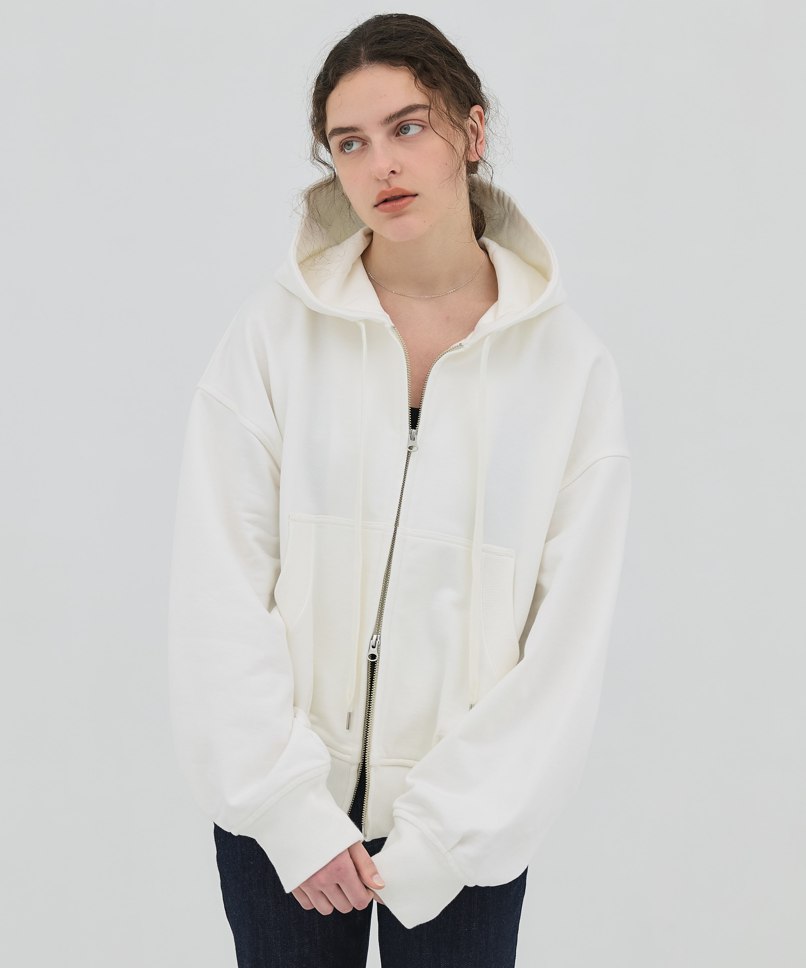 極 オーバーサイズバルーンフーディ