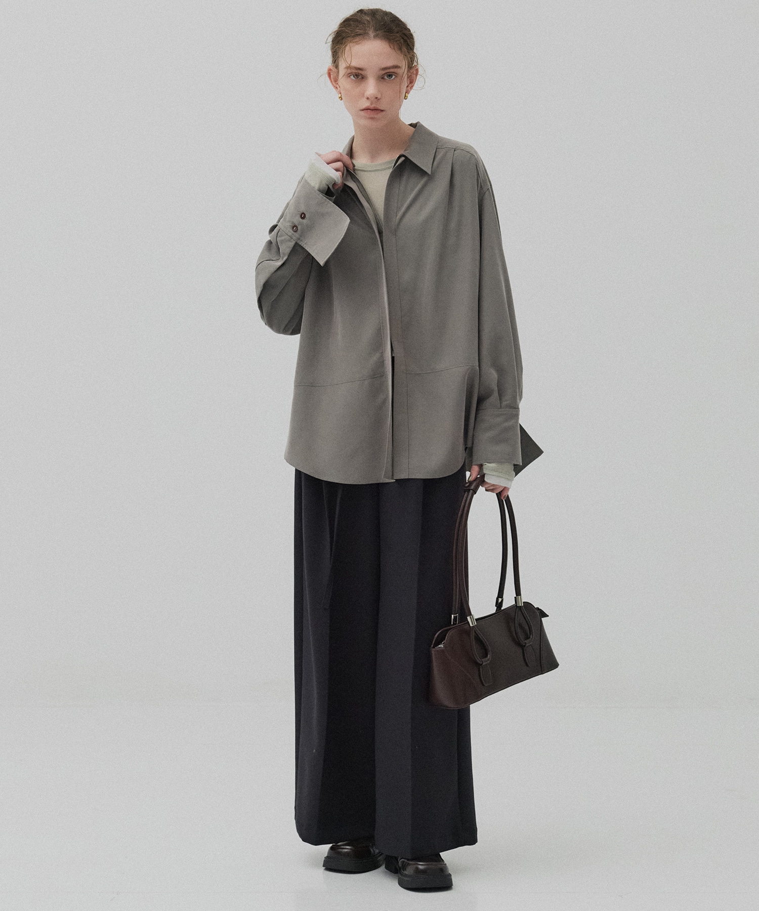 〈残りわずか〉ジップアップオーバーシャツ