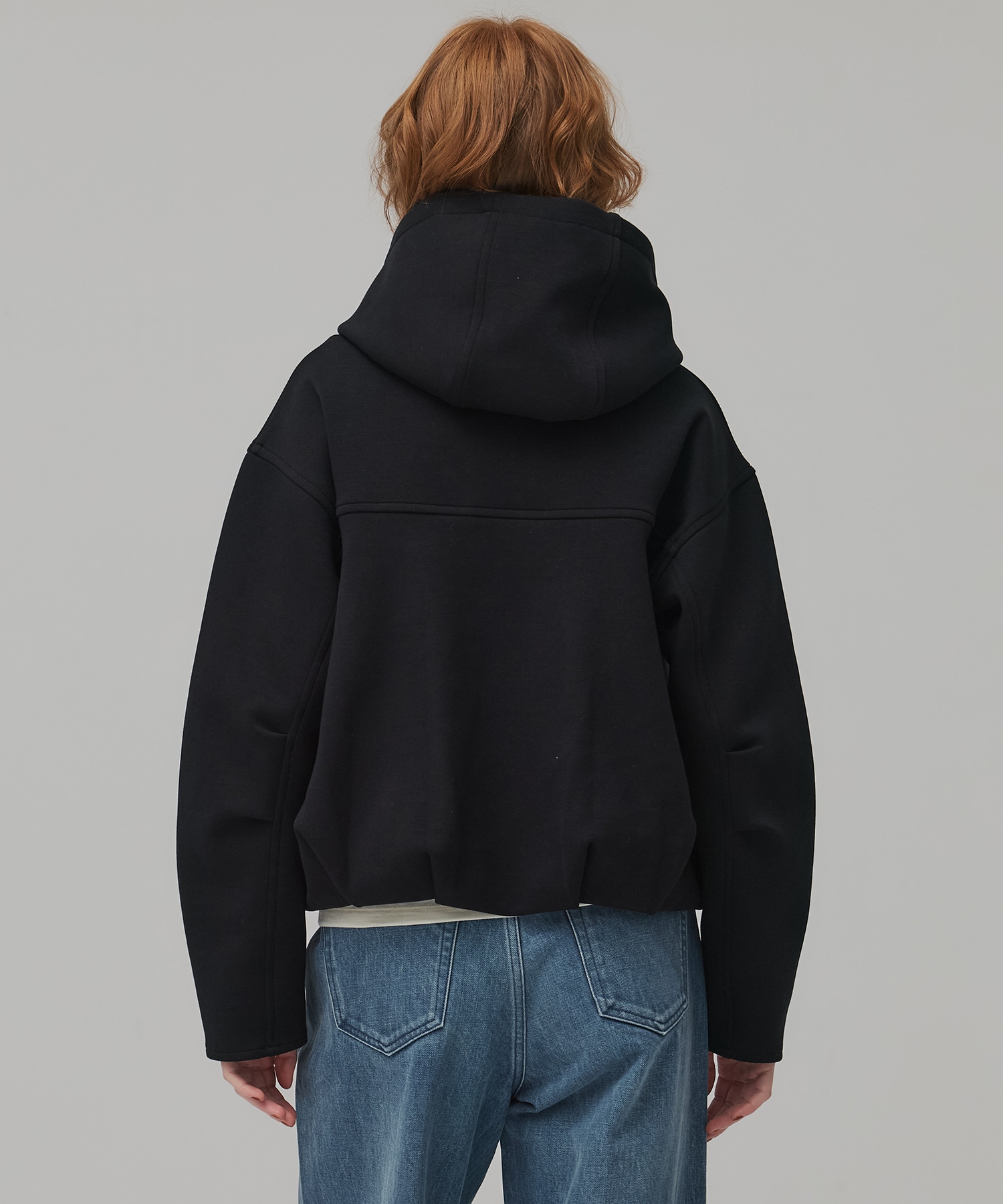 ダンボールバルーンフーディ