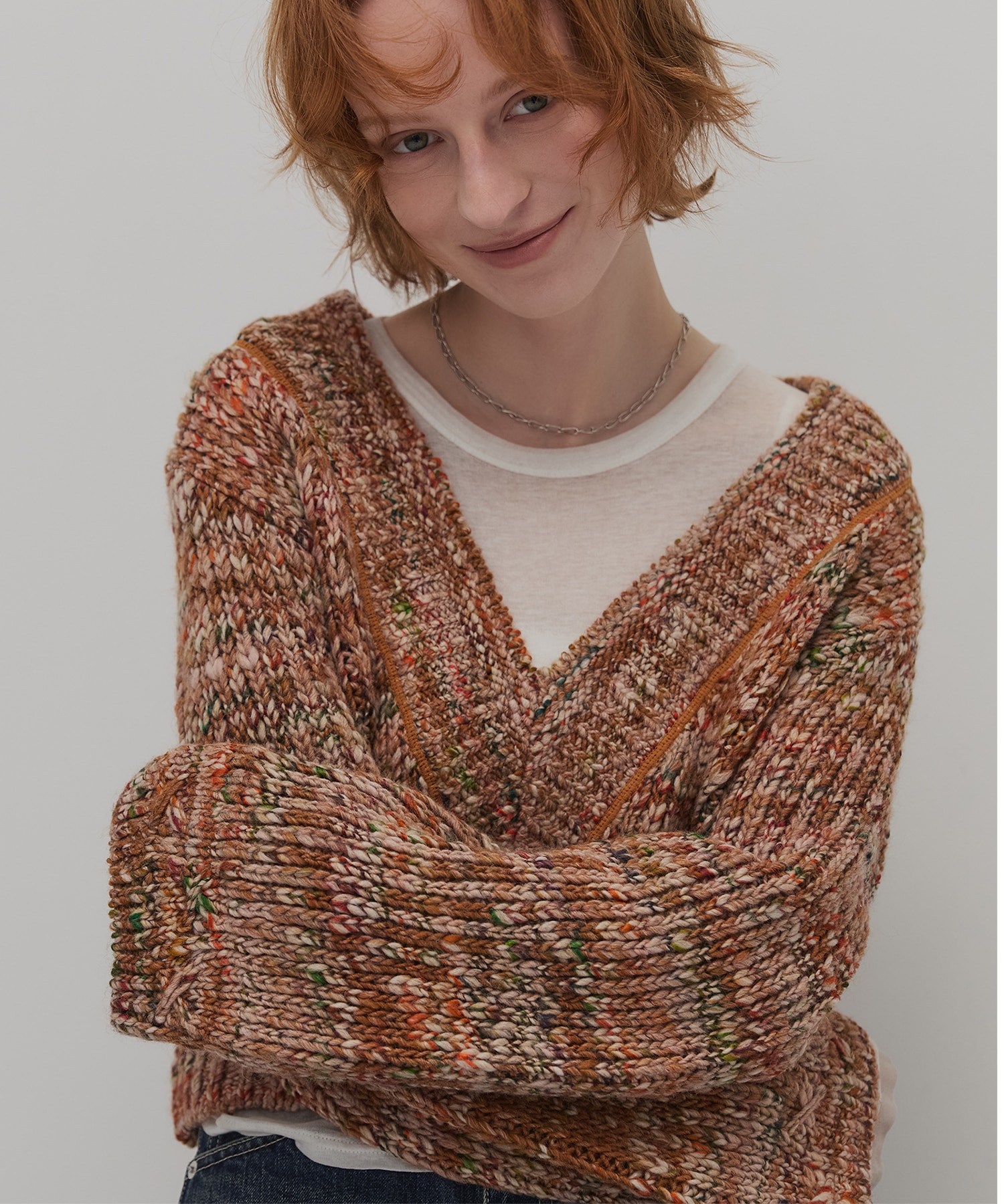 ミックスカラーVネックニット