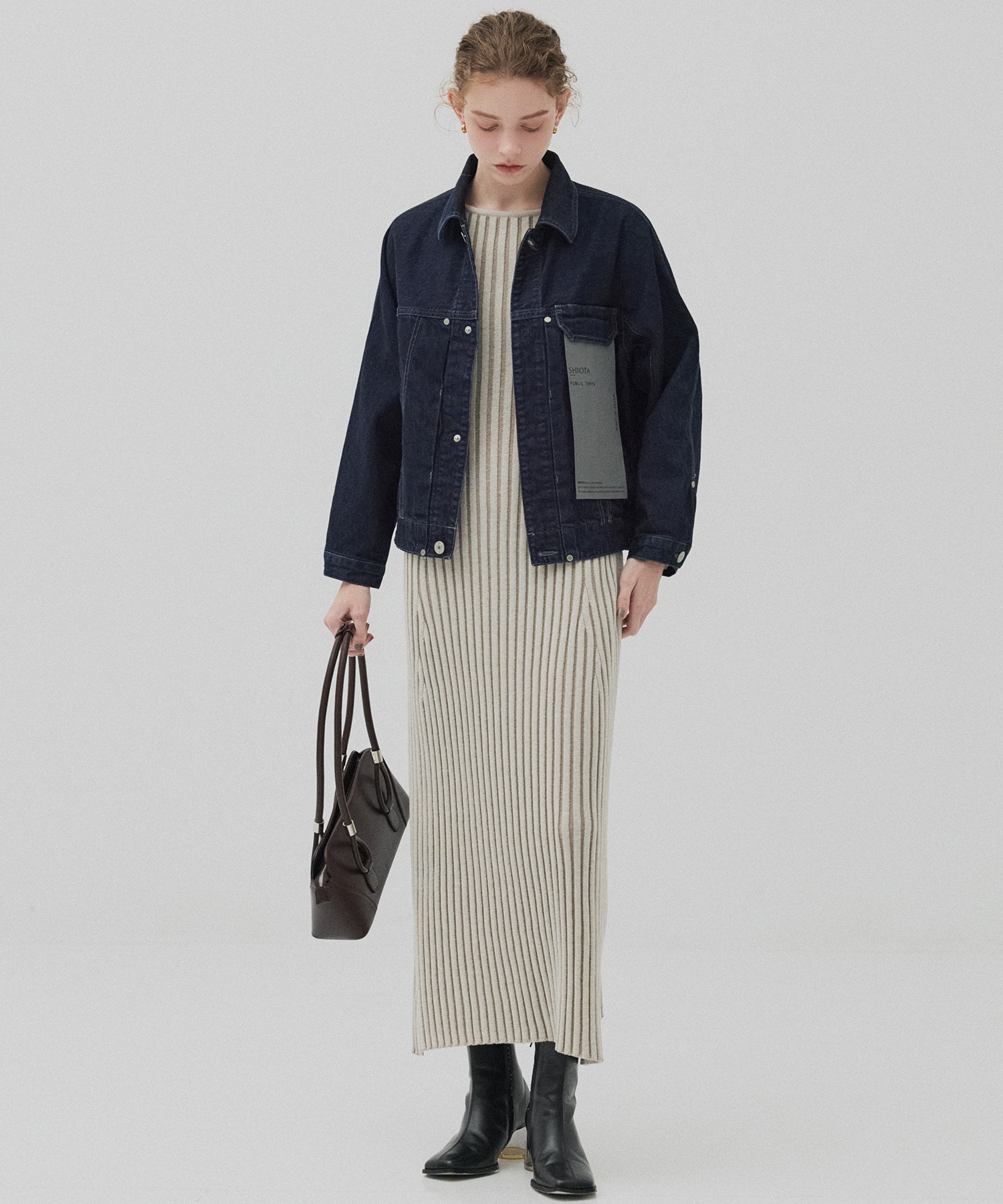 フレアリブニットワンピース