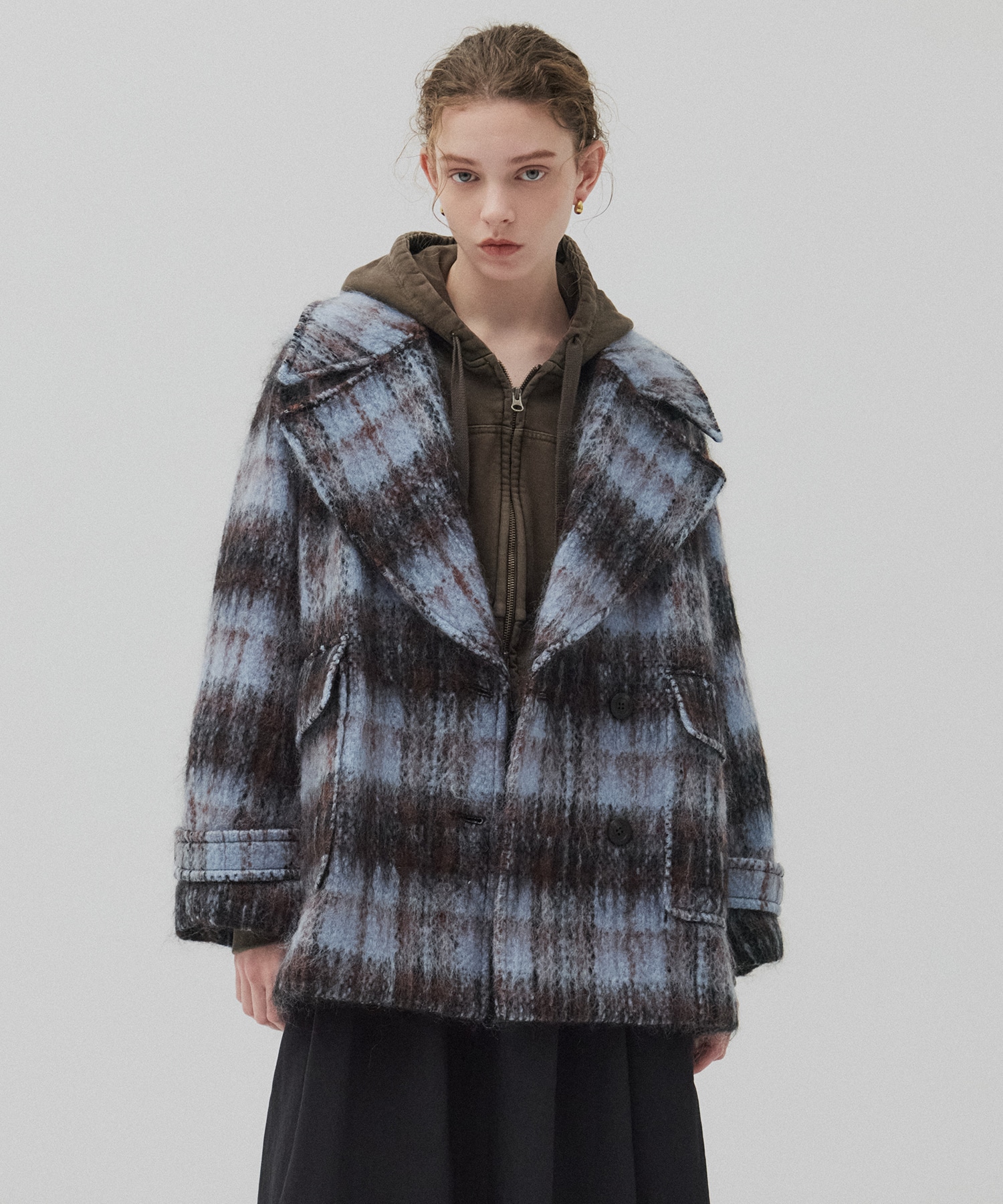 〈完売間近〉ワイドラペルチェックコート