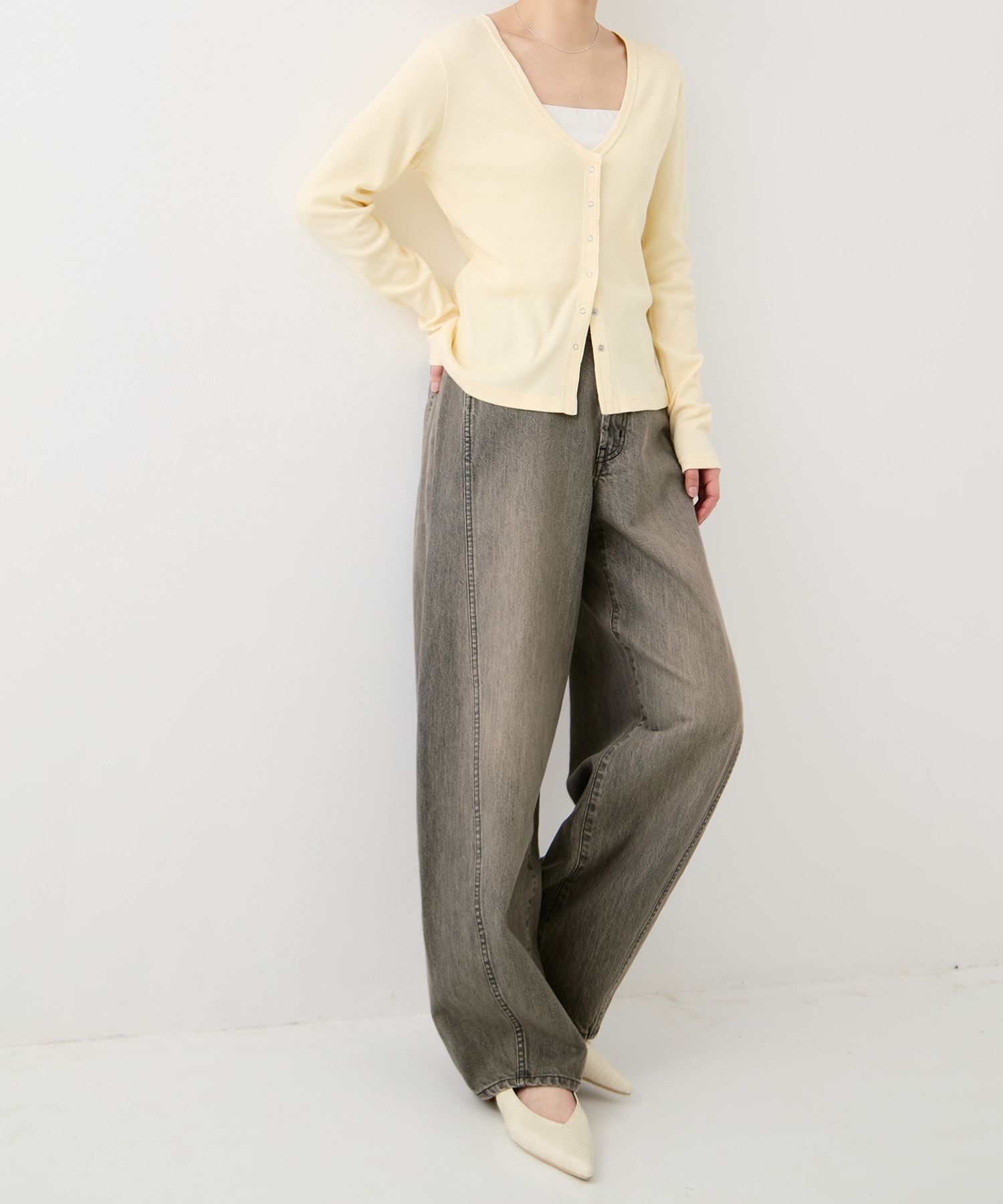 リングドットVネックトップス