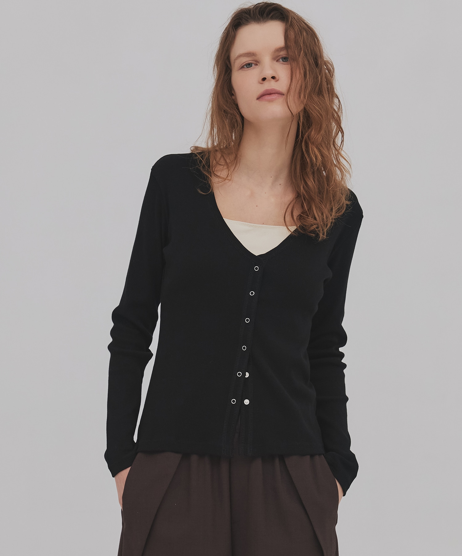 リングドットVネックトップス