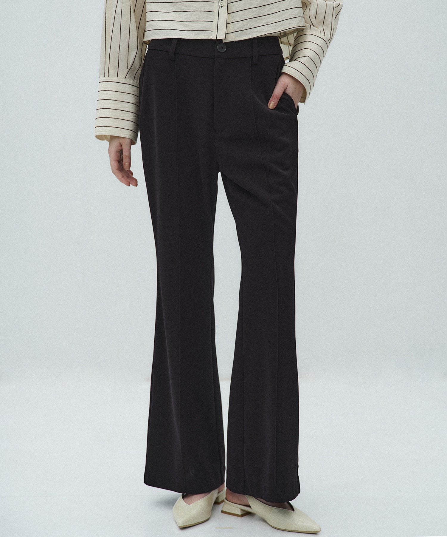 ストレッチハイライズフレアパンツ