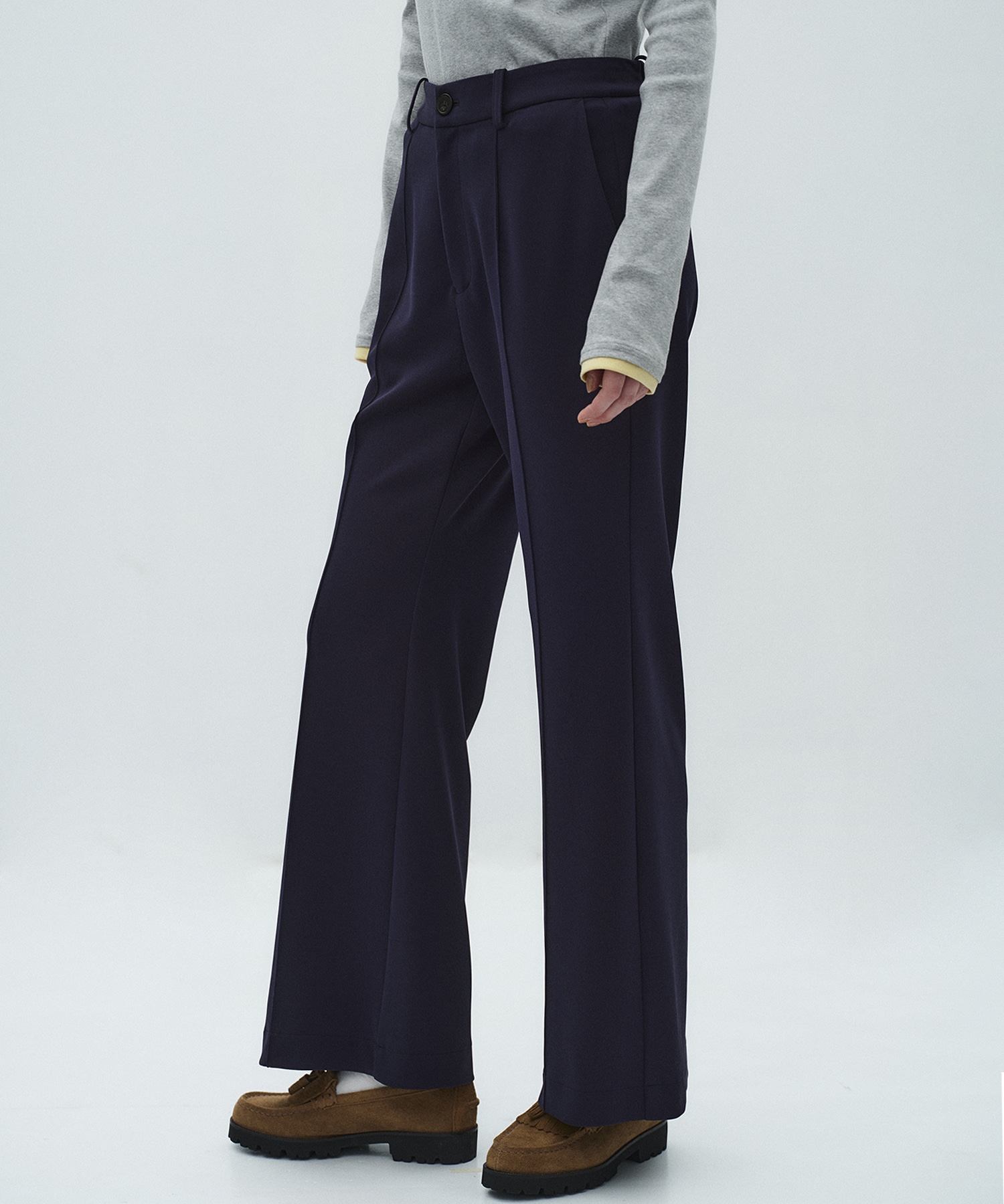 ストレッチハイライズフレアパンツ