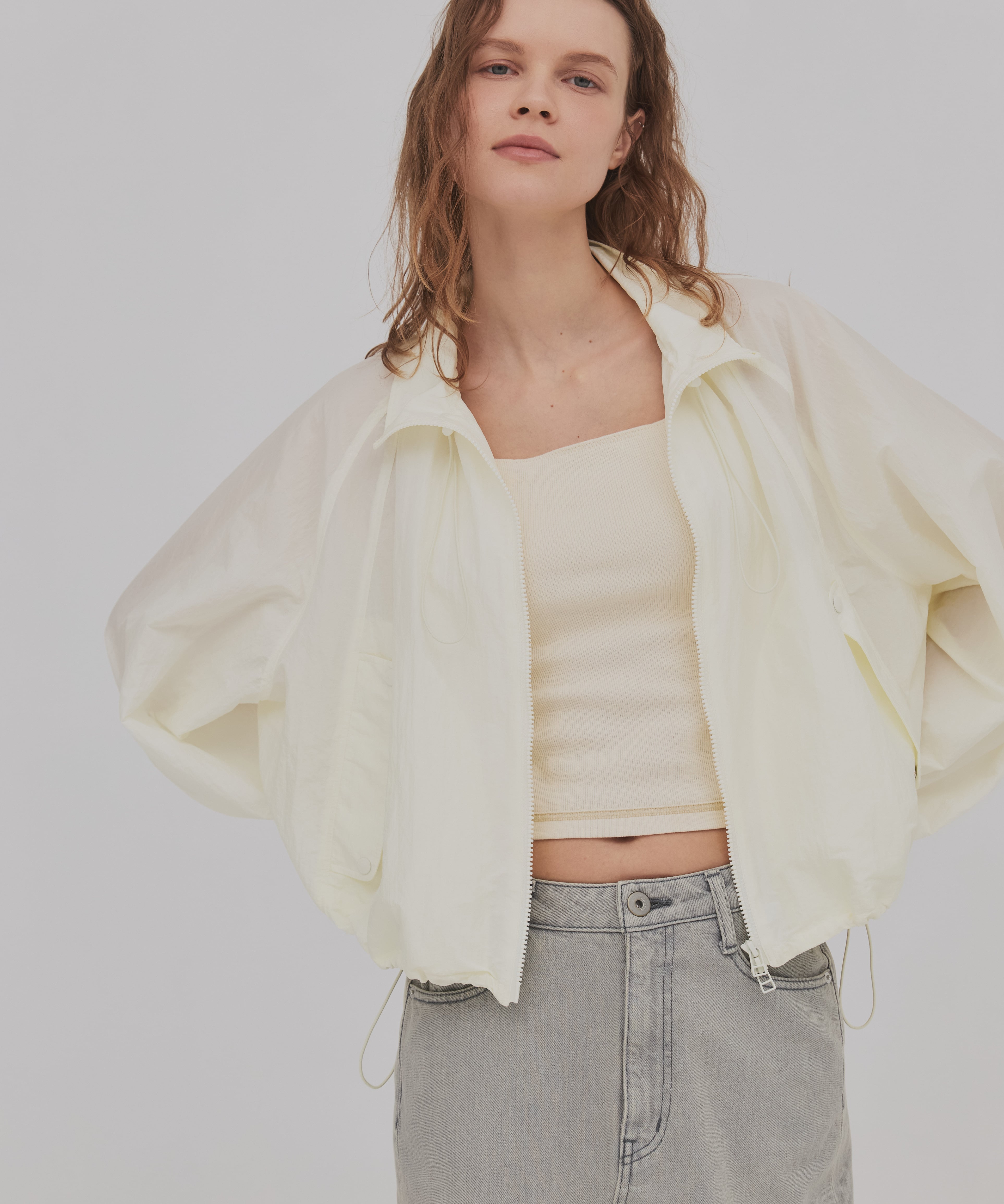 エアロンスタンドシェルジャケット