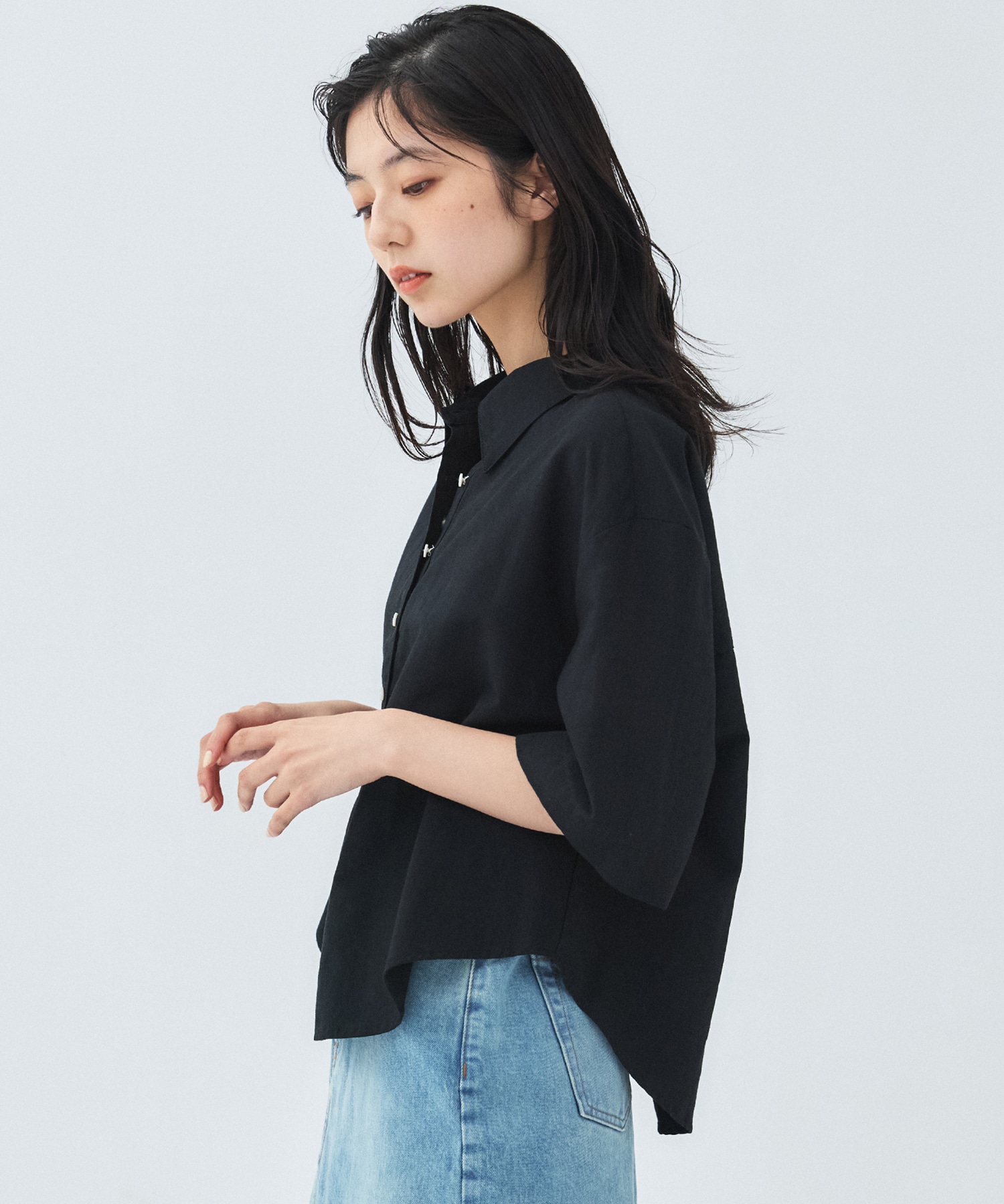 リネンレーヨンミドルスリーブシャツ