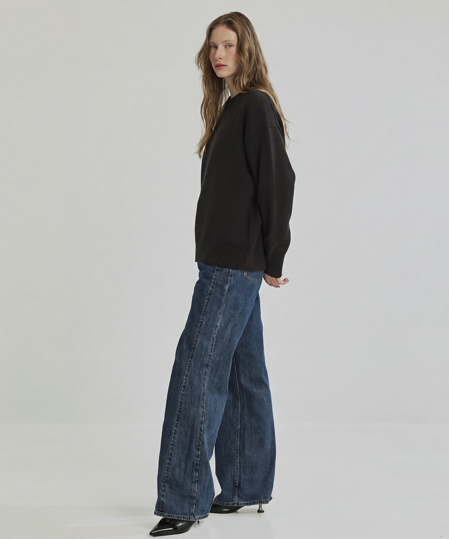 【WEB先行発売】エアウールクルーネックニット