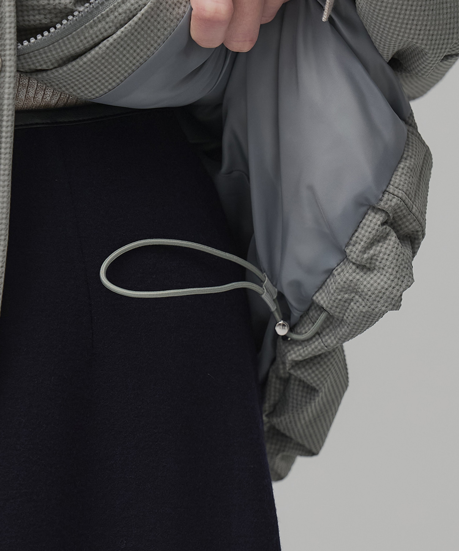 チェックモンスターダウンコート