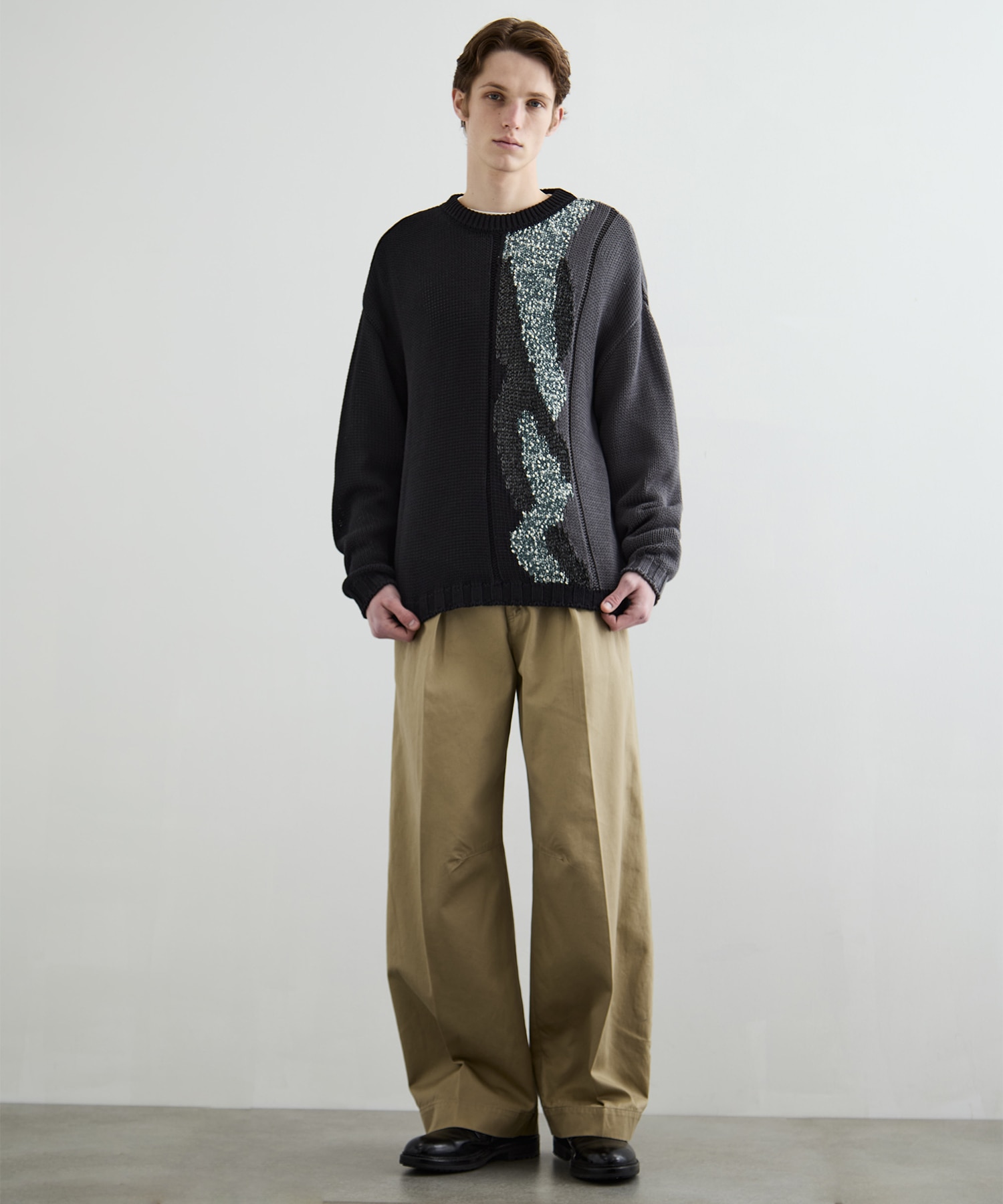 ミックスヤーンアートニット