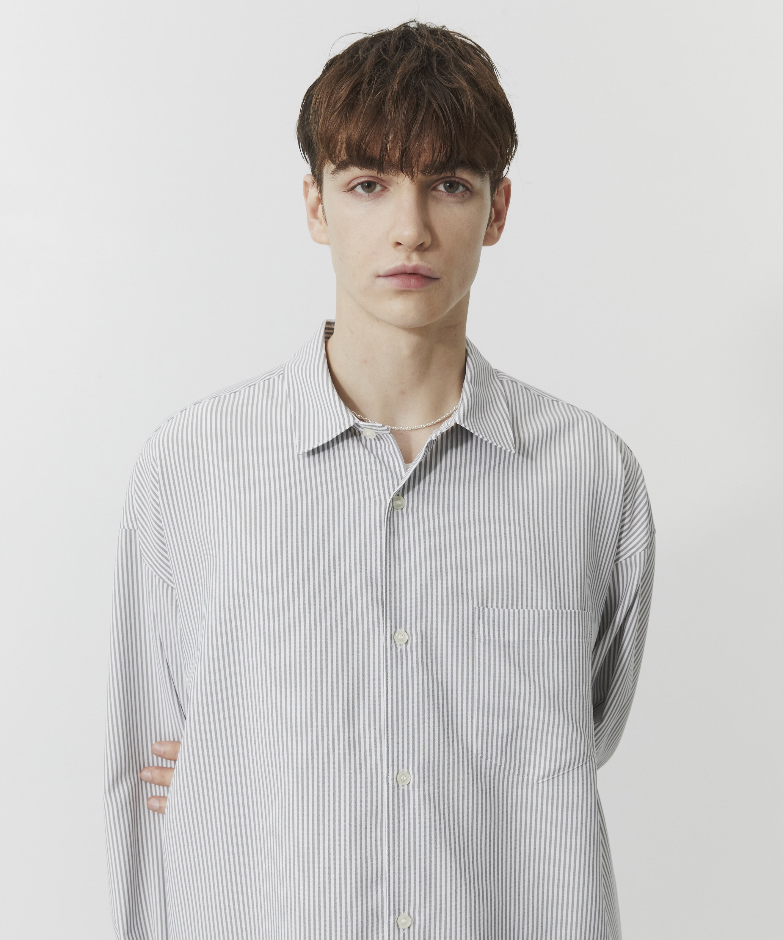 コンフォートリラックスレギュラーシャツ