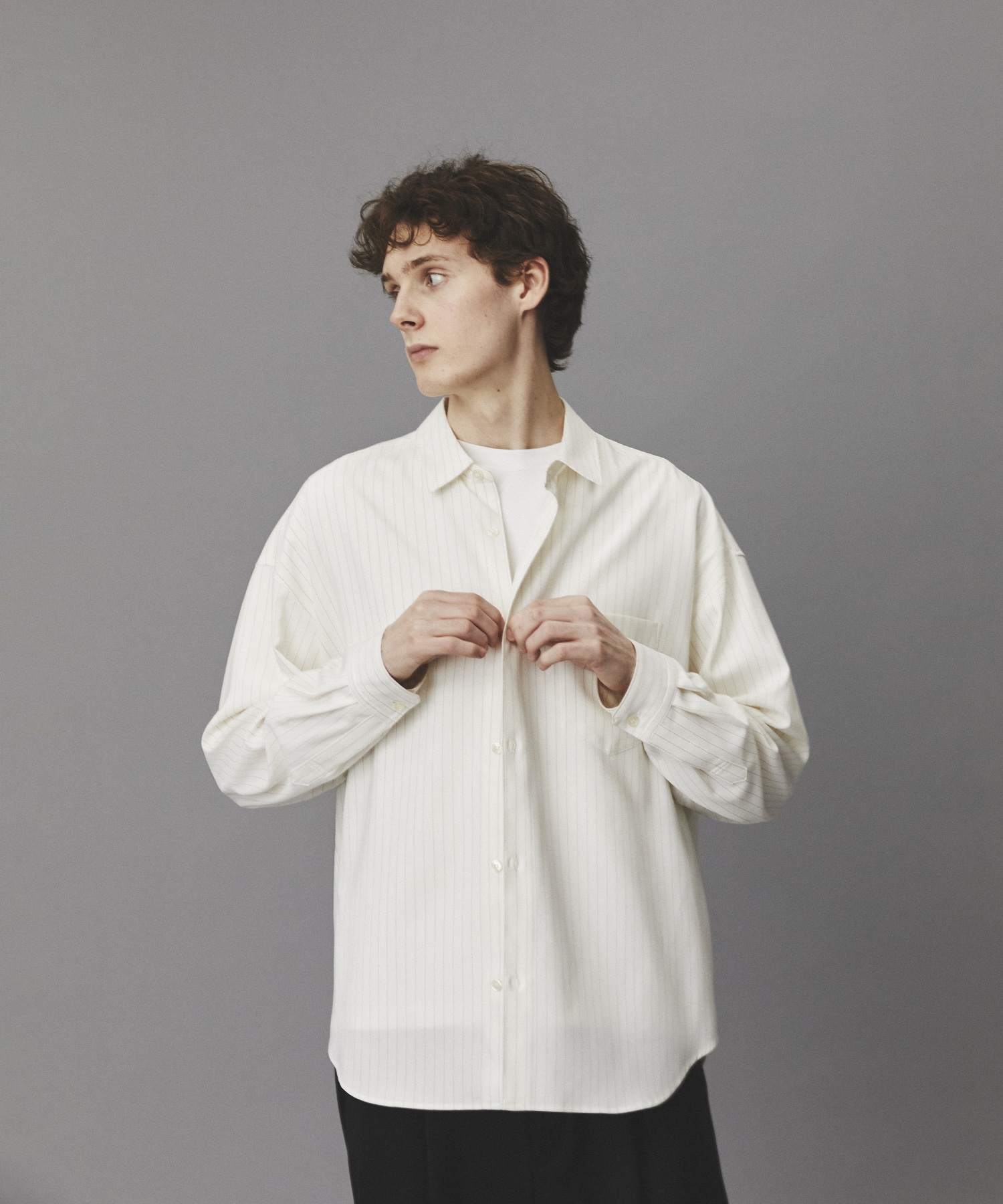 コンフォートリラックスレギュラーシャツ