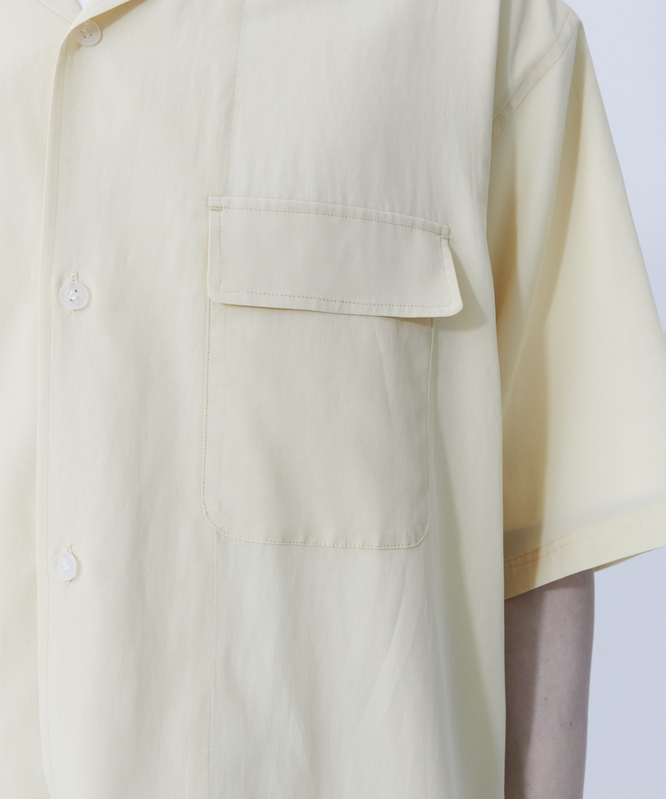 フィブリルシアーキュプラシャツ