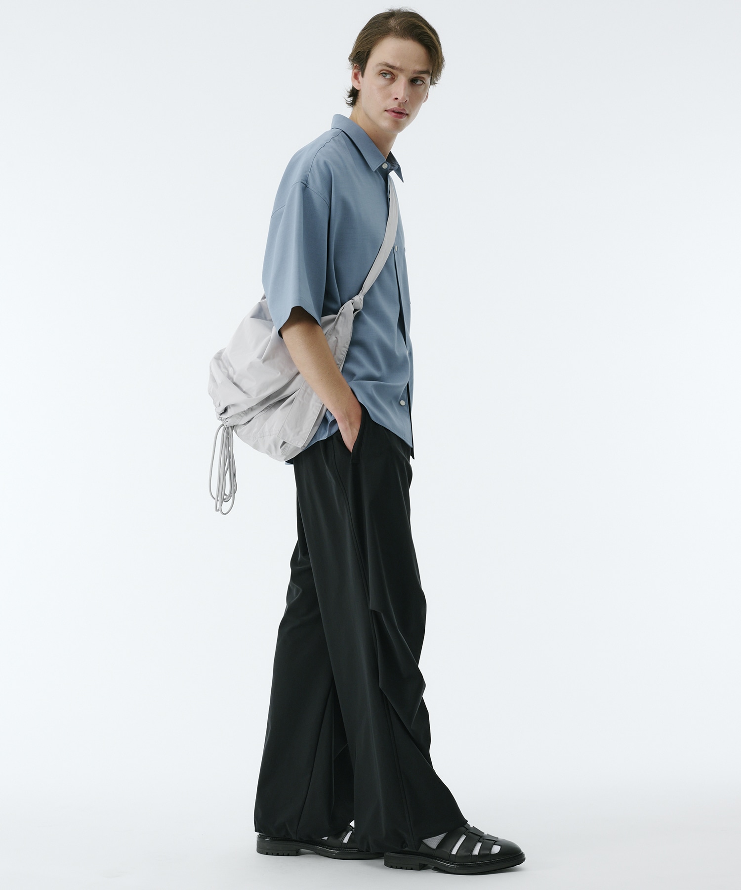 NAPRON/SHIOTA 折ショルダーL
