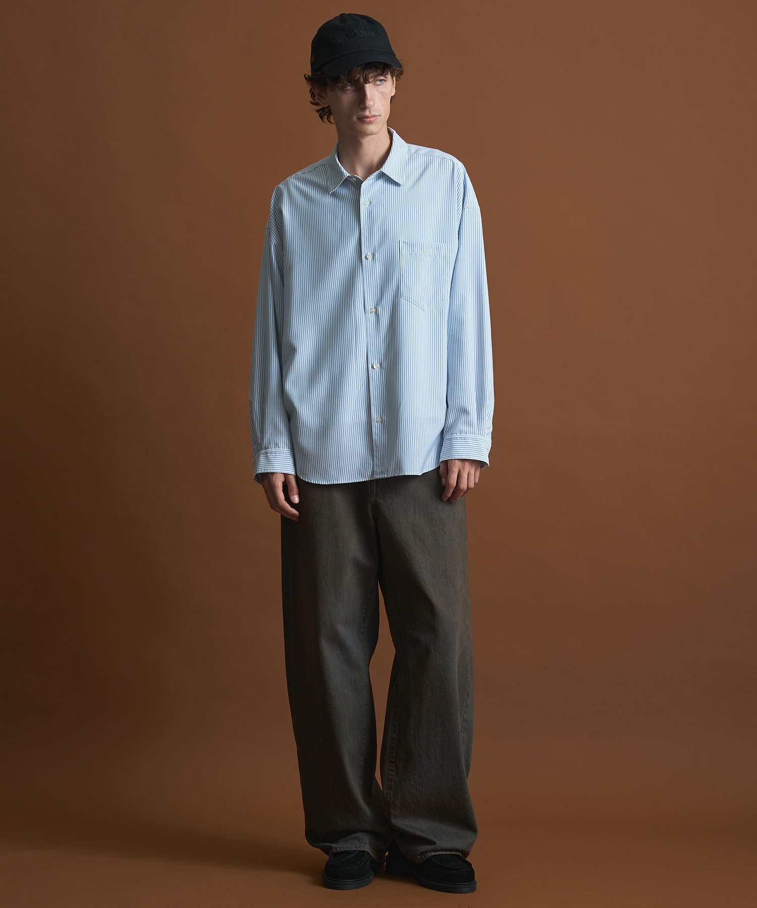 コンフォートリラックスレギュラーシャツ