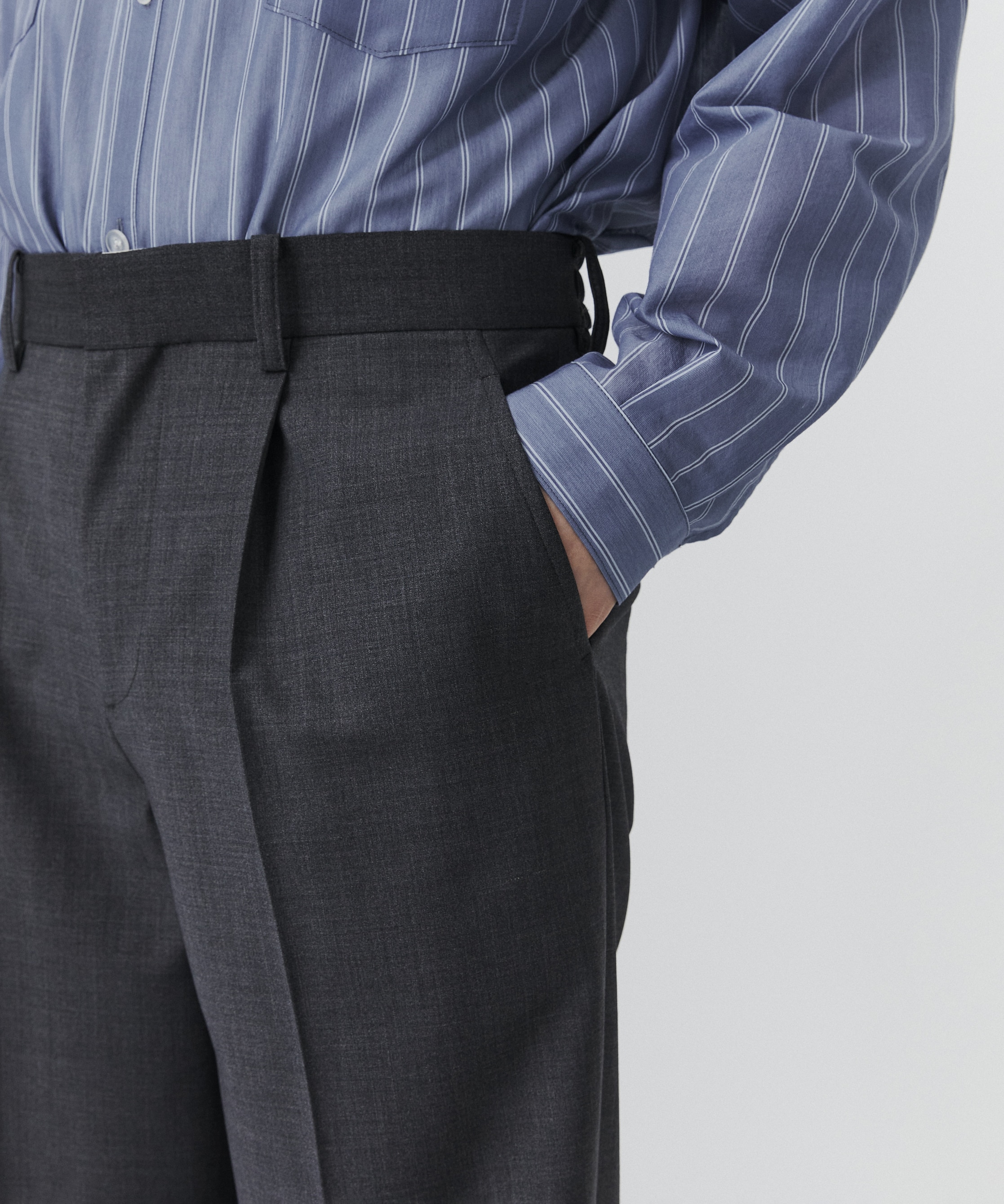 ファインメリノスリムスラックス