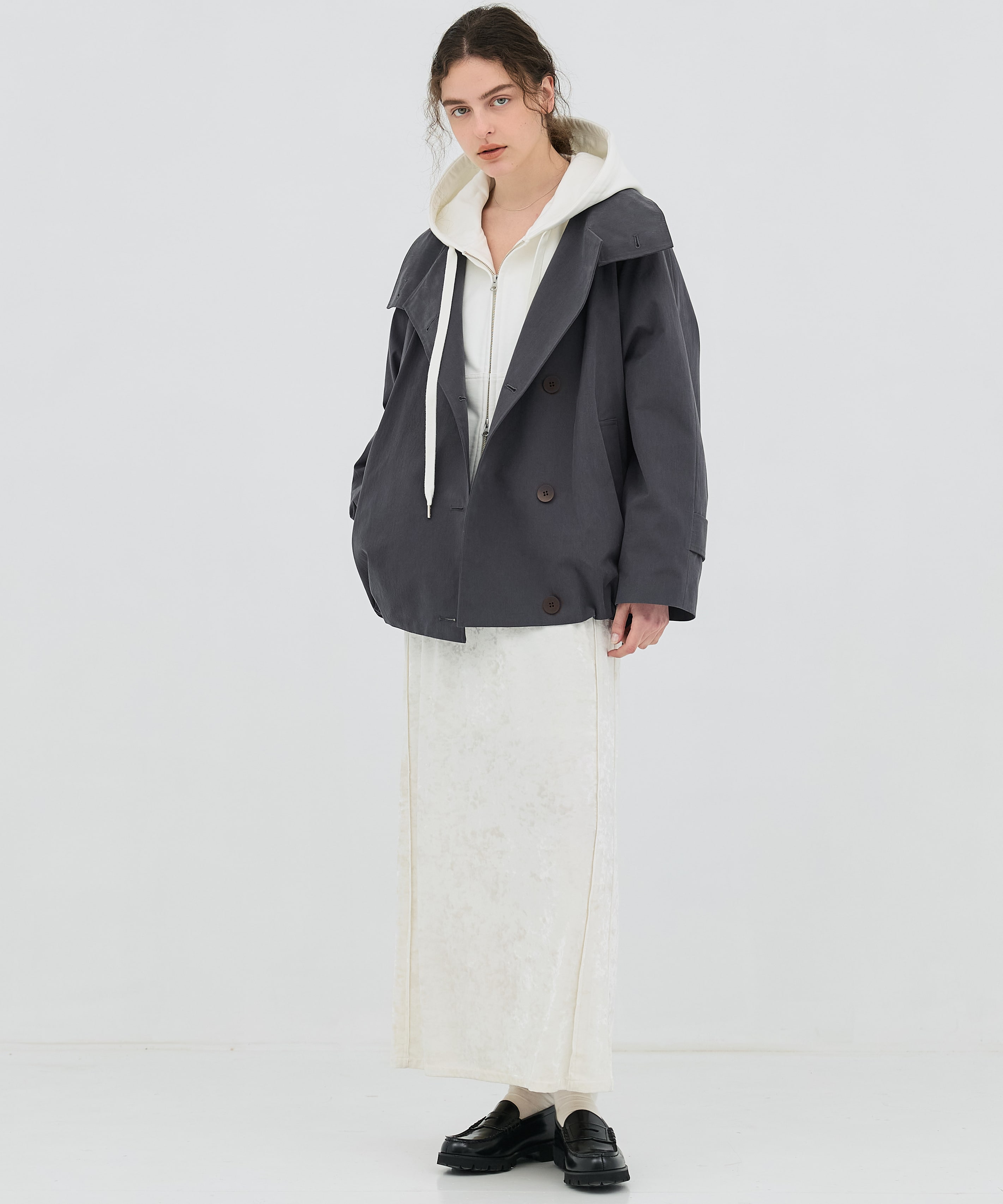 ファンネルネックショートトレンチコート