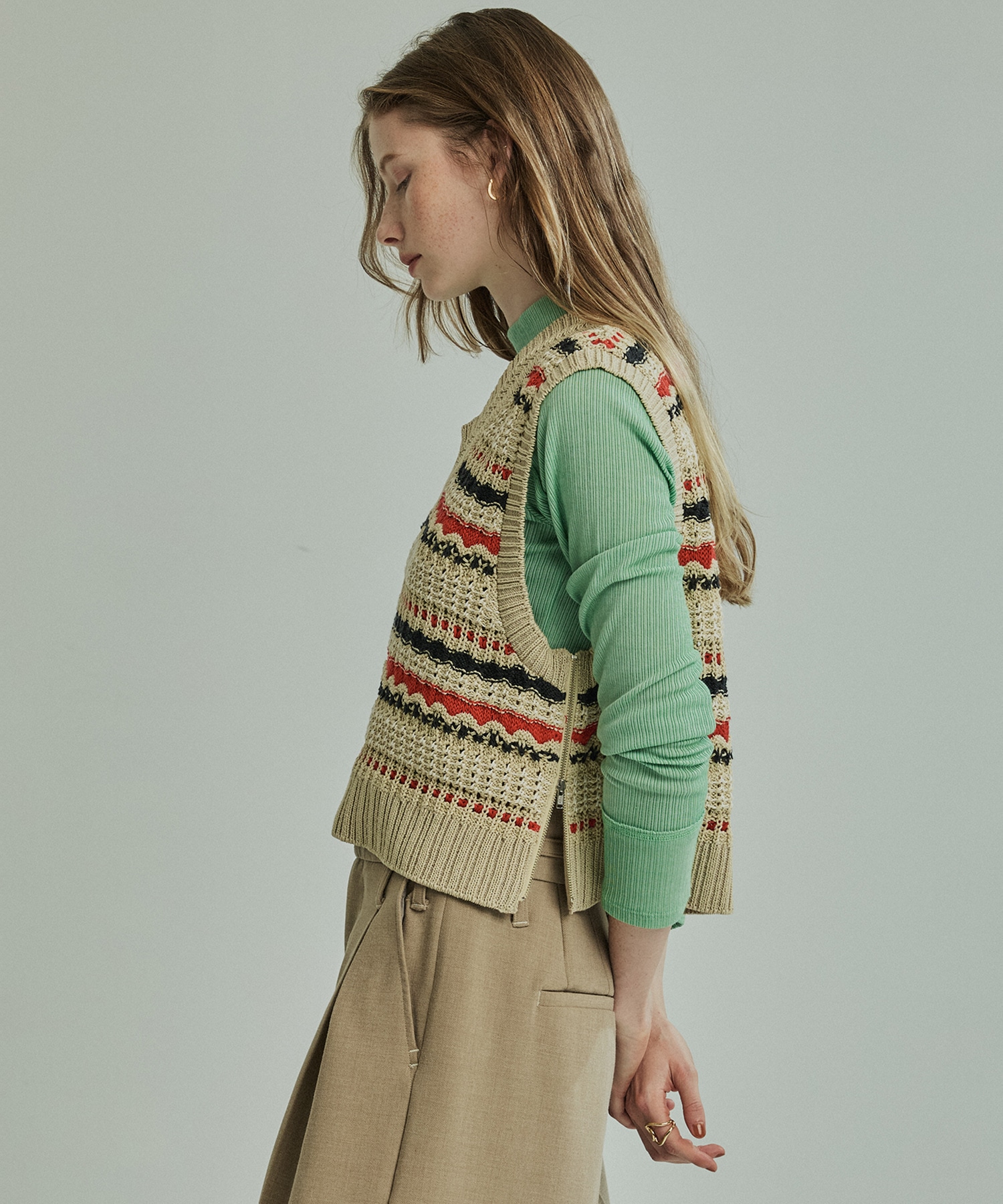 ボーダーメッシュニットベスト