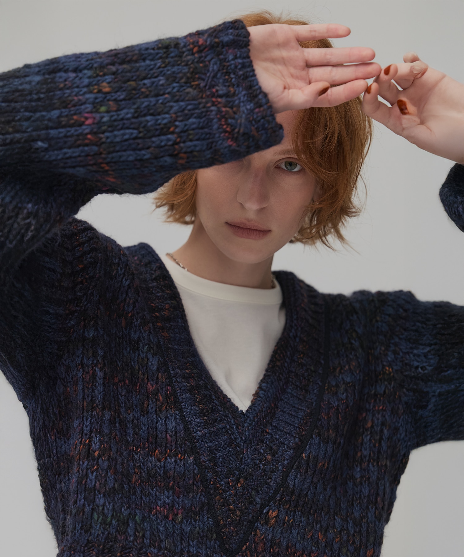 ミックスカラーVネックニット