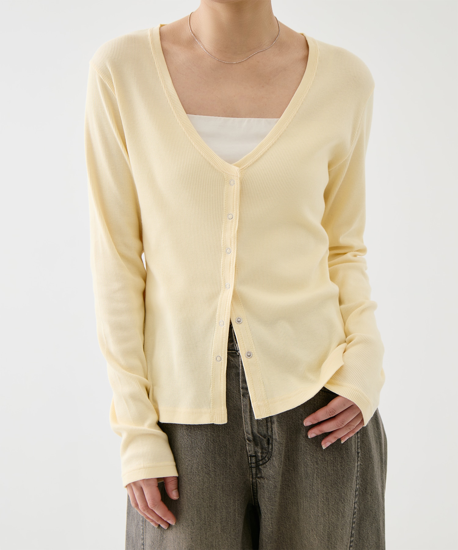 リングドットVネックトップス