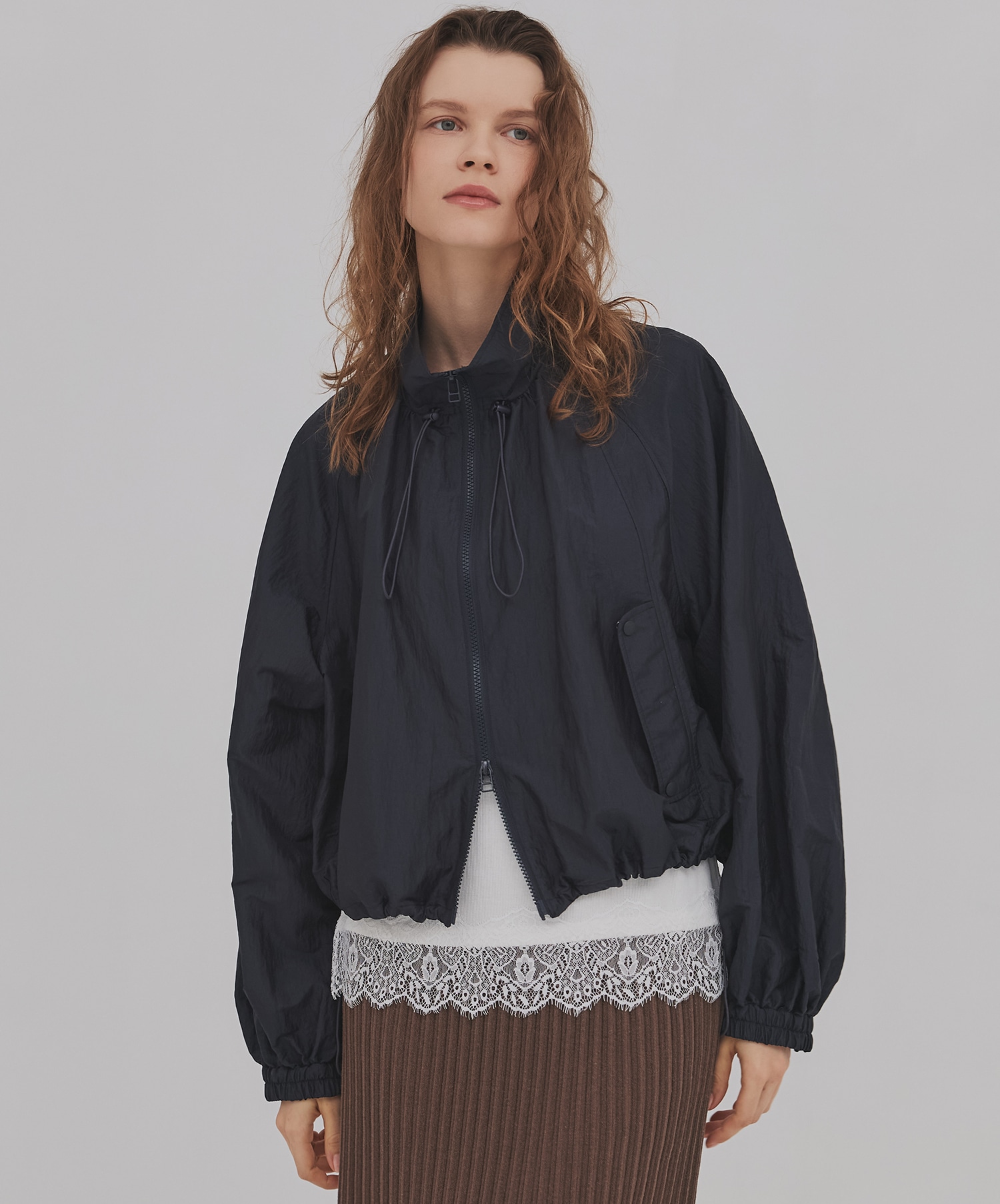 エアロンスタンドシェルジャケット