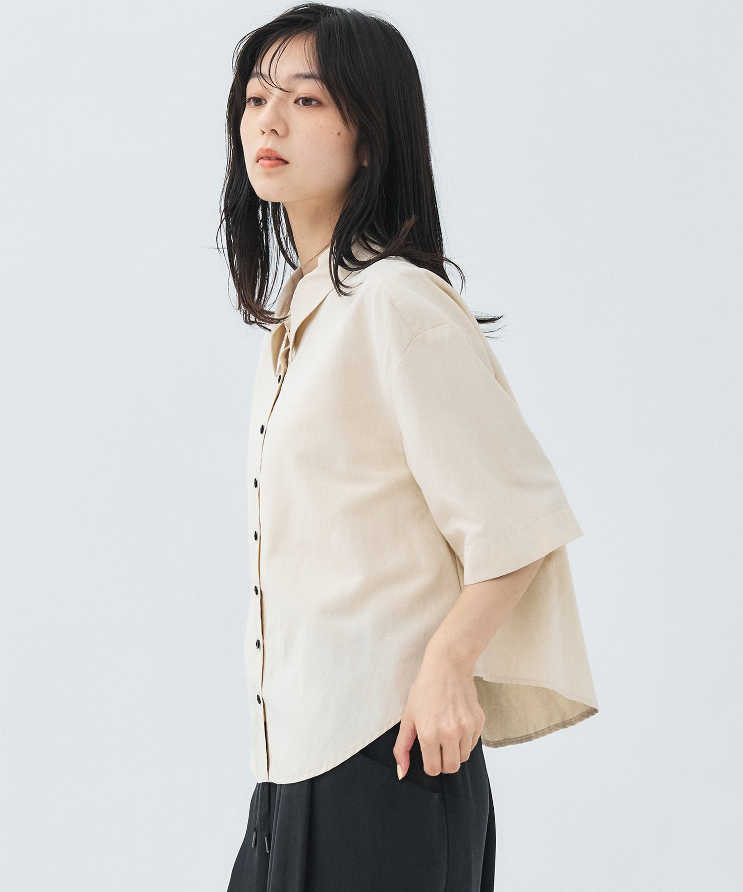 リネンレーヨンミドルスリーブシャツ
