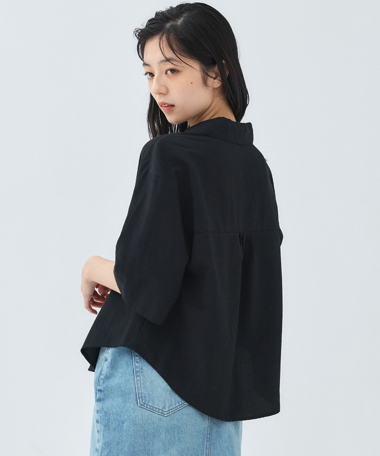 リネンレーヨンミドルスリーブシャツ