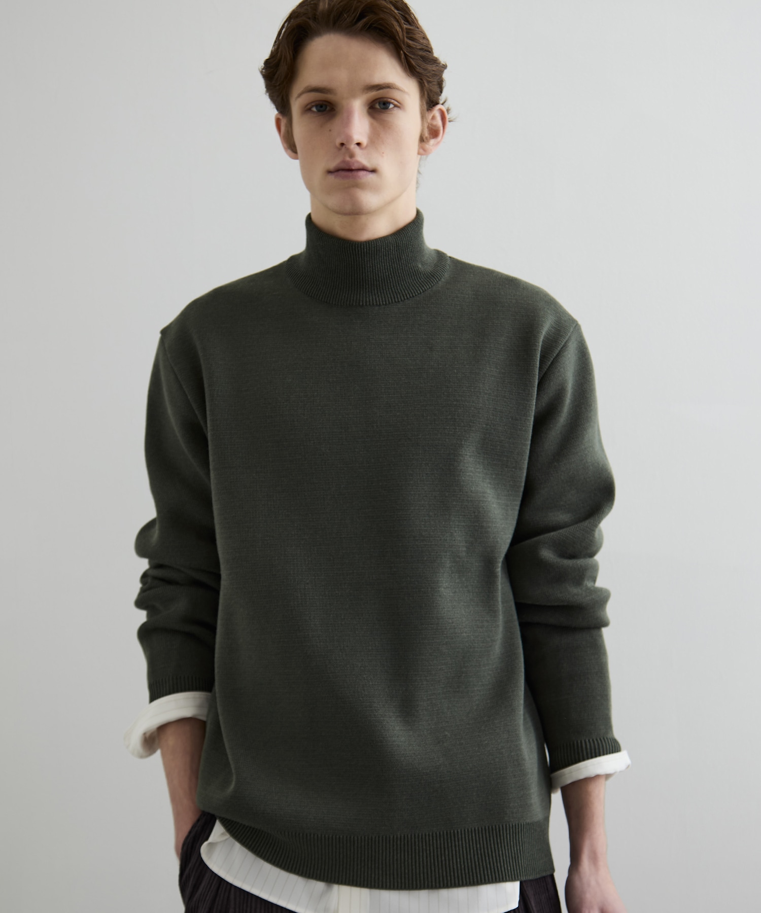 バウンドウールミラノリブハイネック