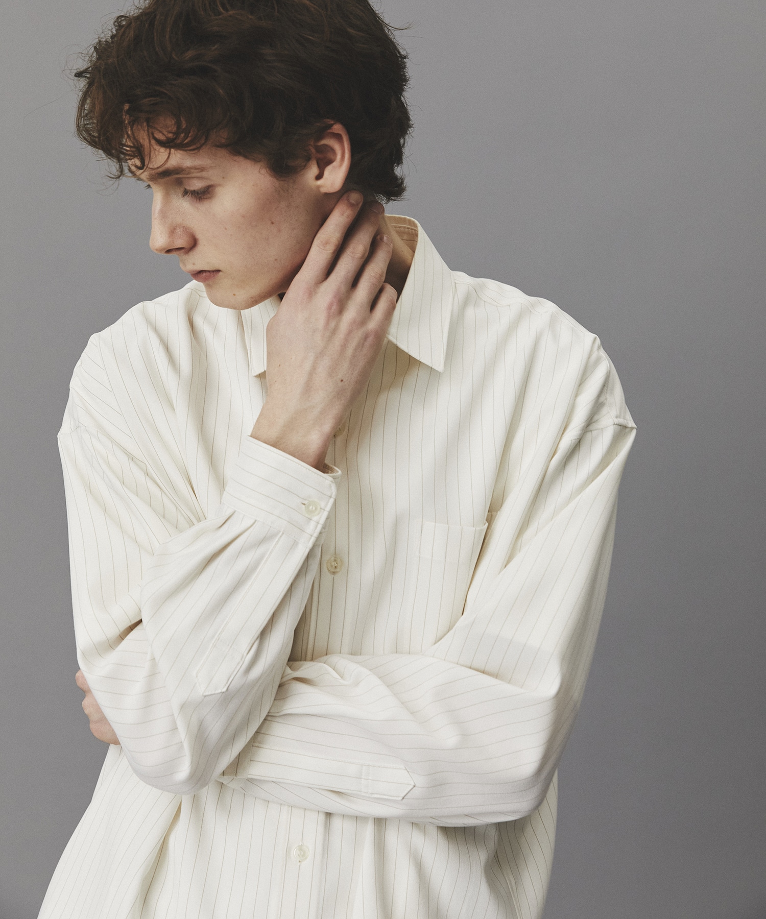 コンフォートリラックスレギュラーシャツ