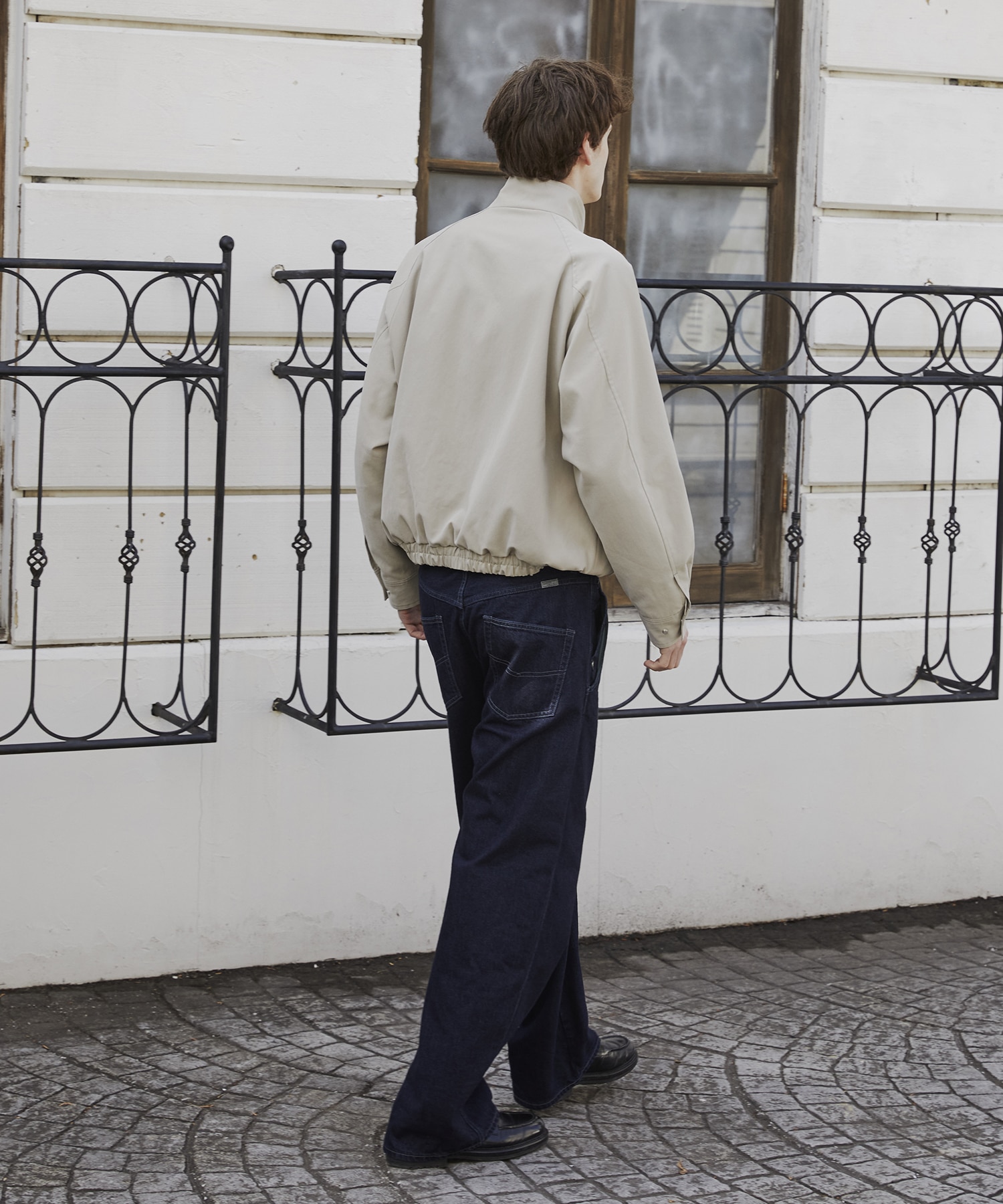 スタンドカラージップアップブルゾン