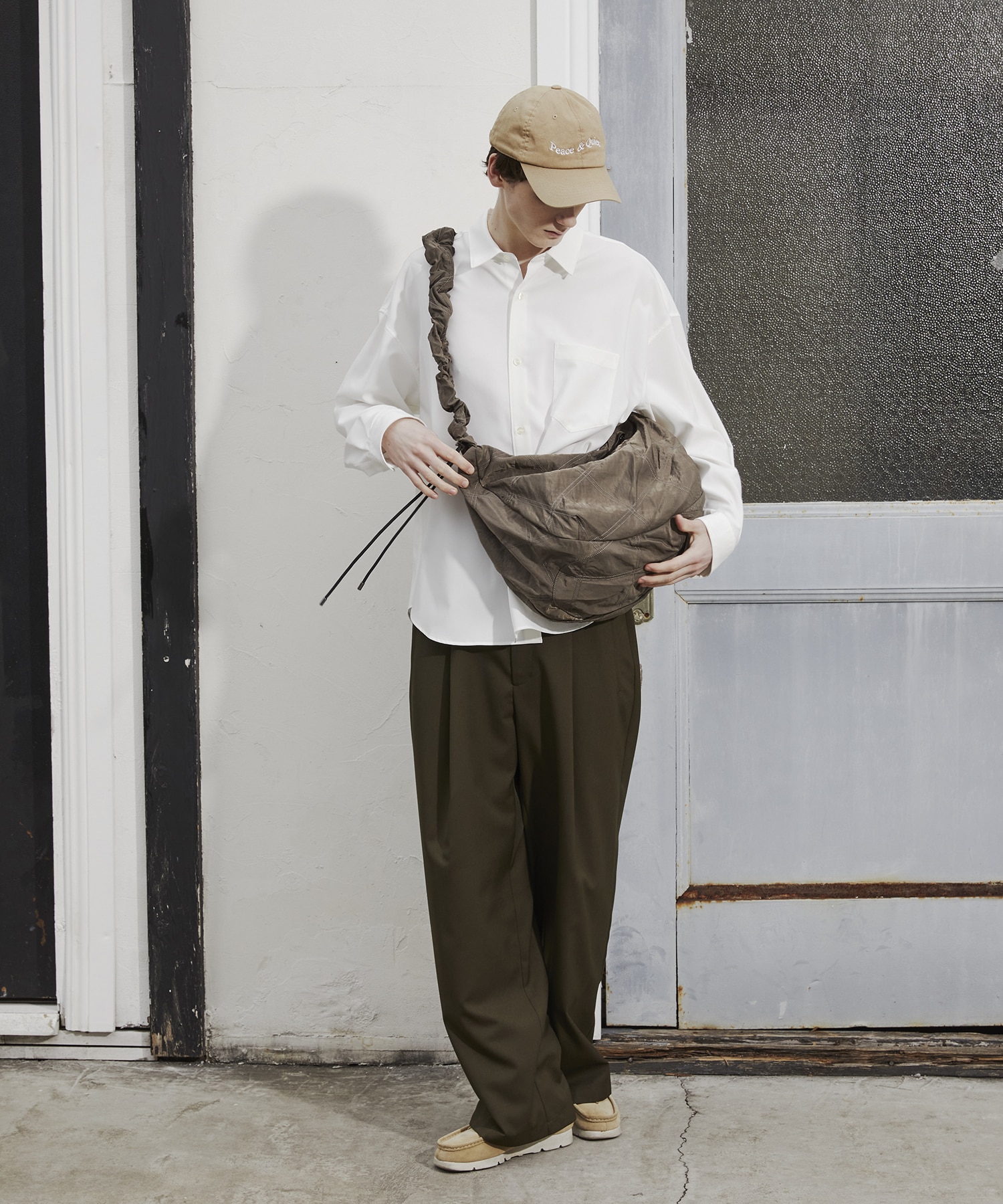 ドローストリングショルダーバッグ